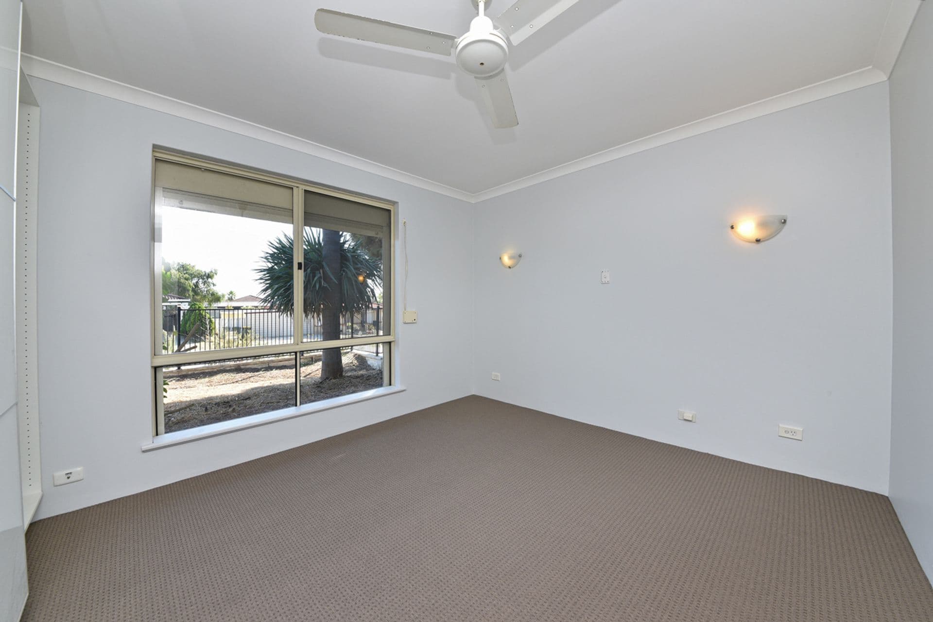 19 Tenby Close, Merriwa, WA, 6030, Merriwa - Thumbnail 6