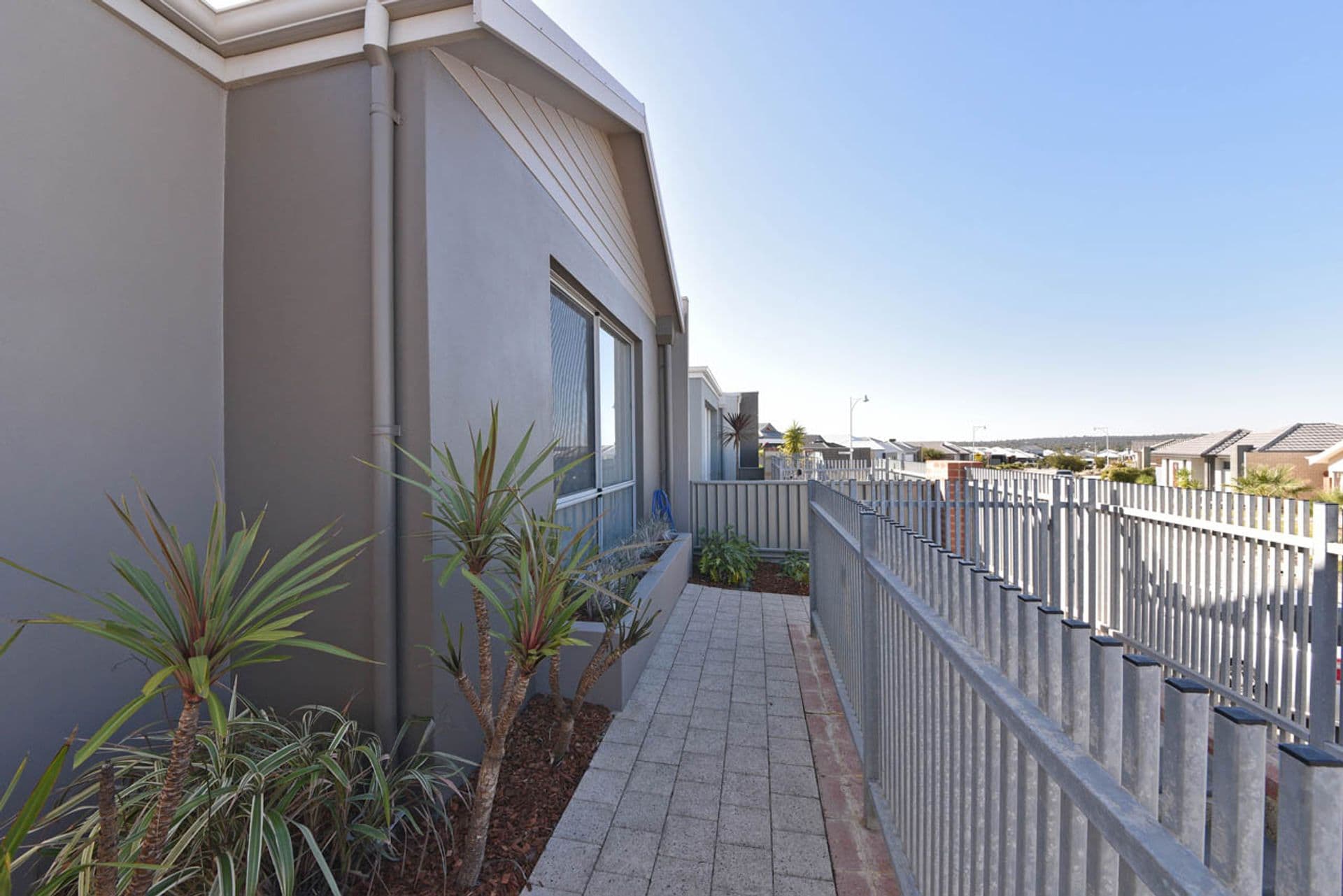 7 Pomelaa Way, Clarkson, WA, 6030, Clarkson - Thumbnail 2