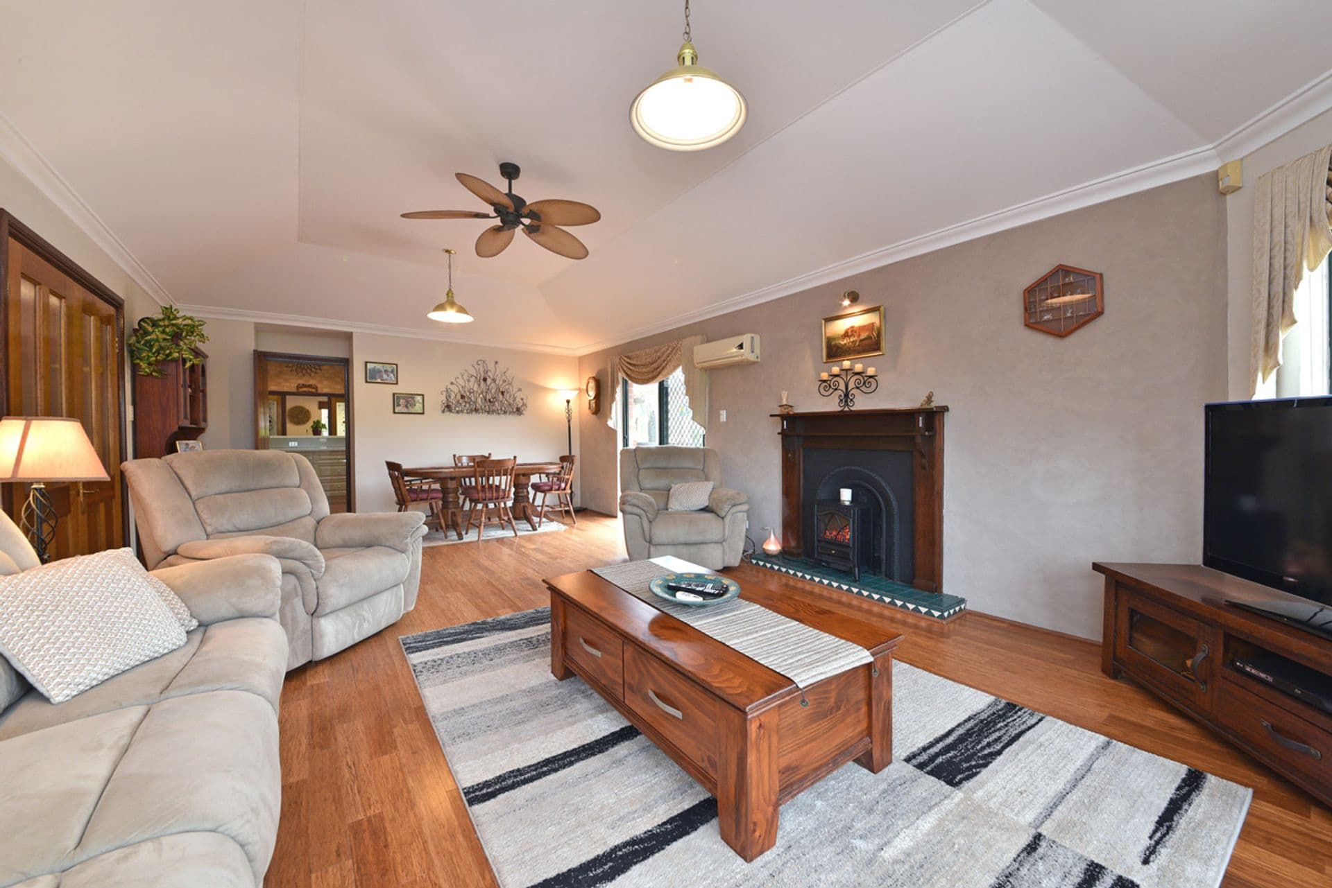 17 Lindholm Retreat, Mindarie, WA, 6030, Mindarie - Thumbnail 5