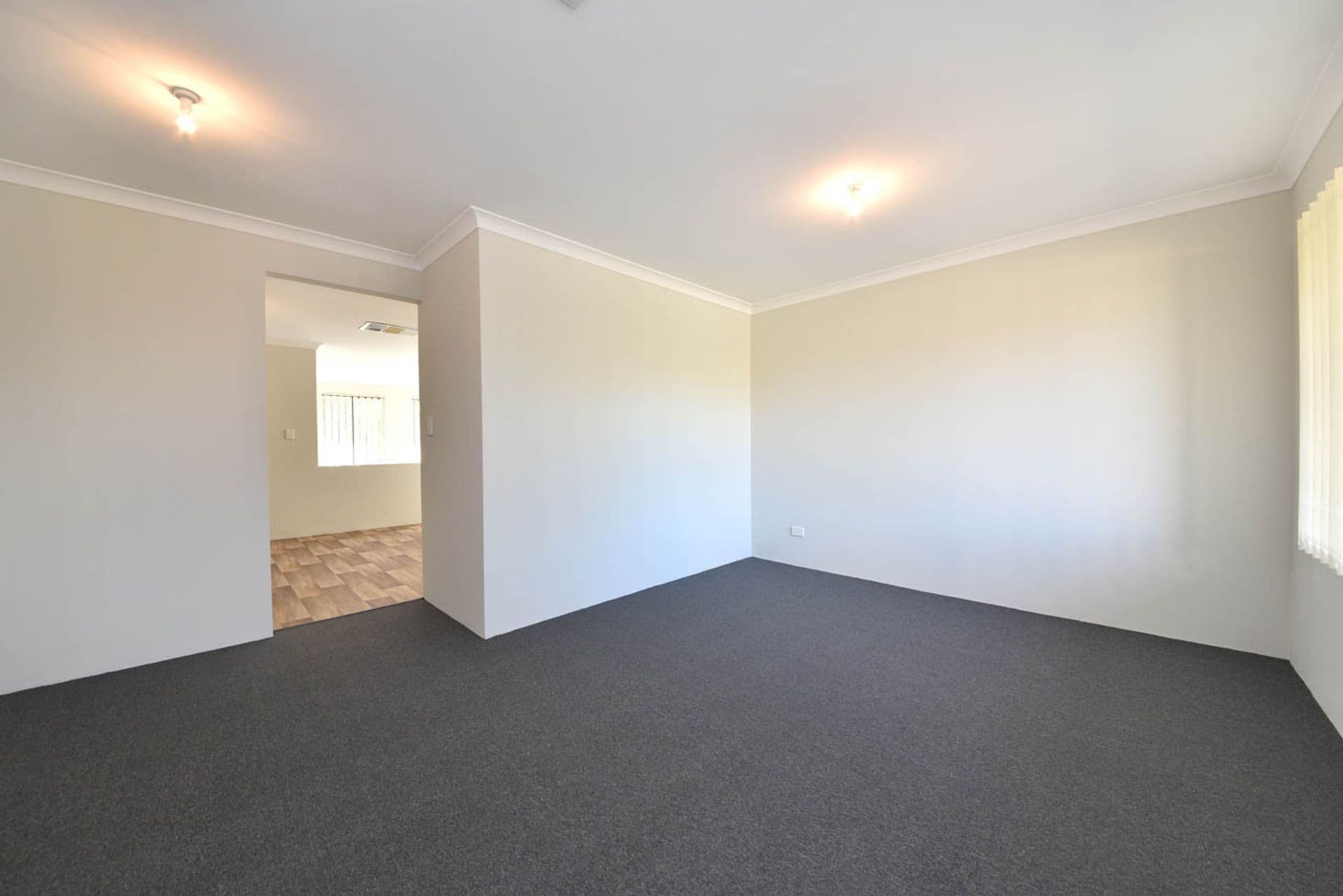 4 Mission Place, Quinns Rocks, WA, 6030, Quinns Rocks - Thumbnail 2