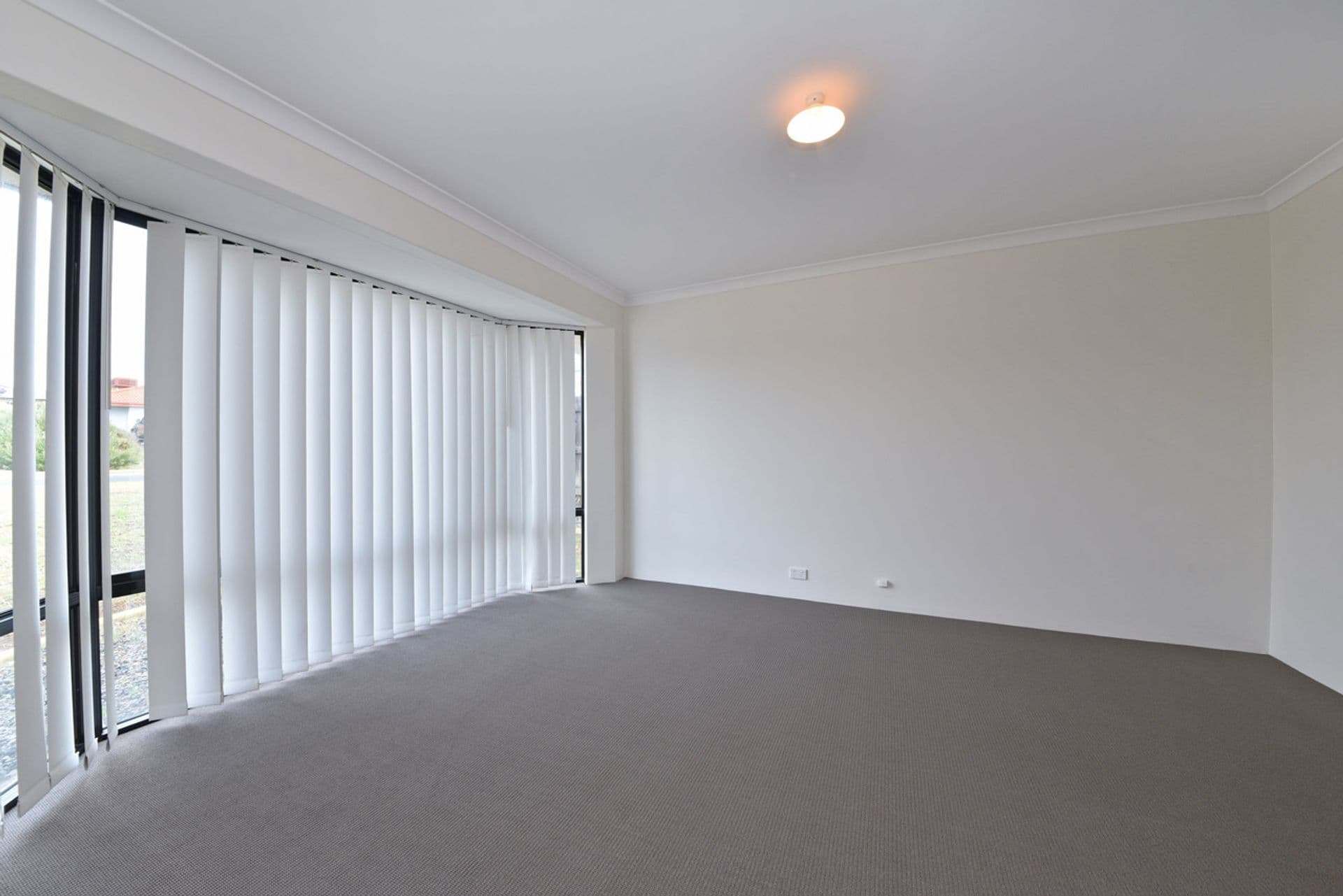 31 Lithgow Drive, Clarkson, WA, 6030, Clarkson - Thumbnail 6