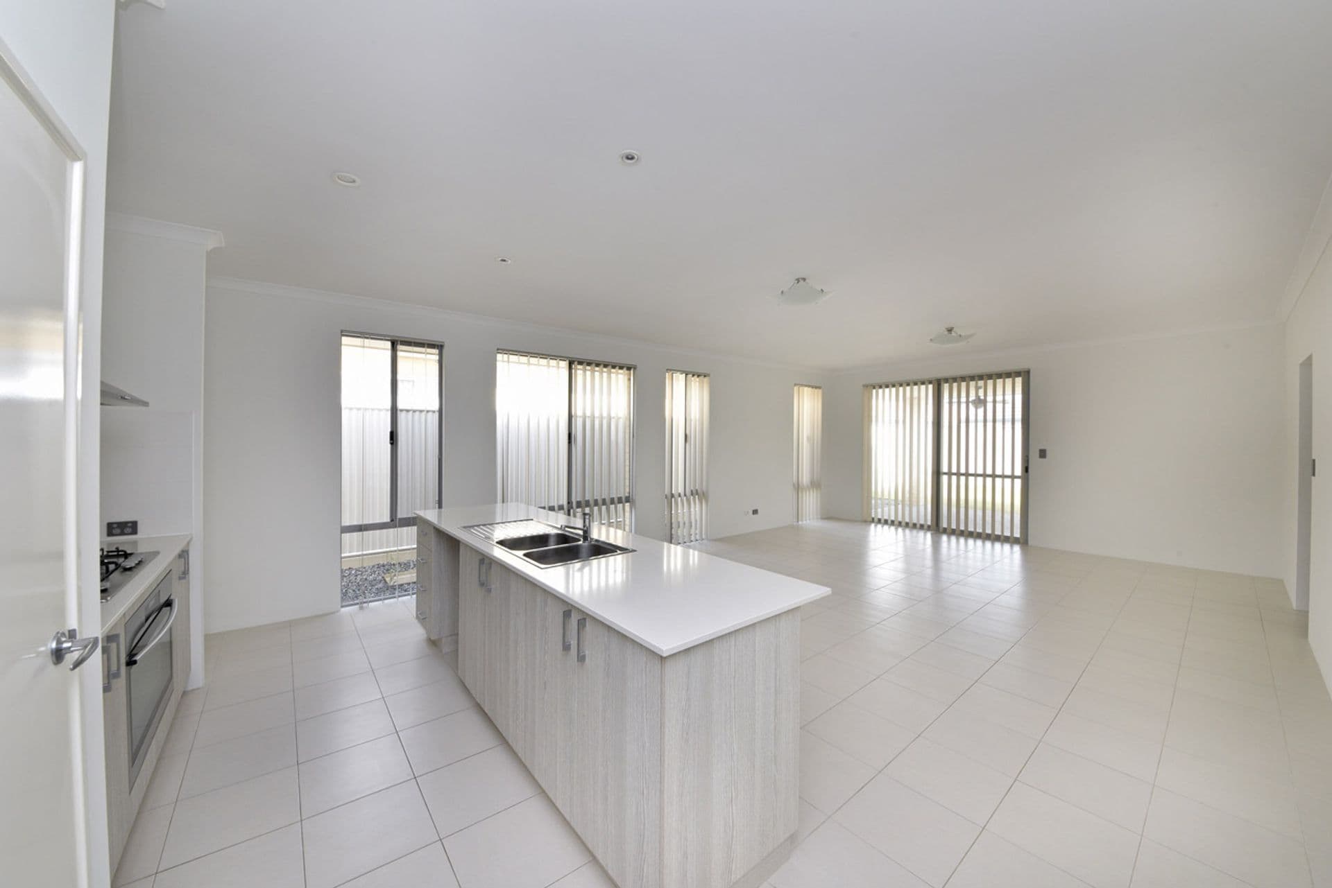 12 Amsterdam Crescent, Alkimos, WA, 6038, Alkimos - Thumbnail 8