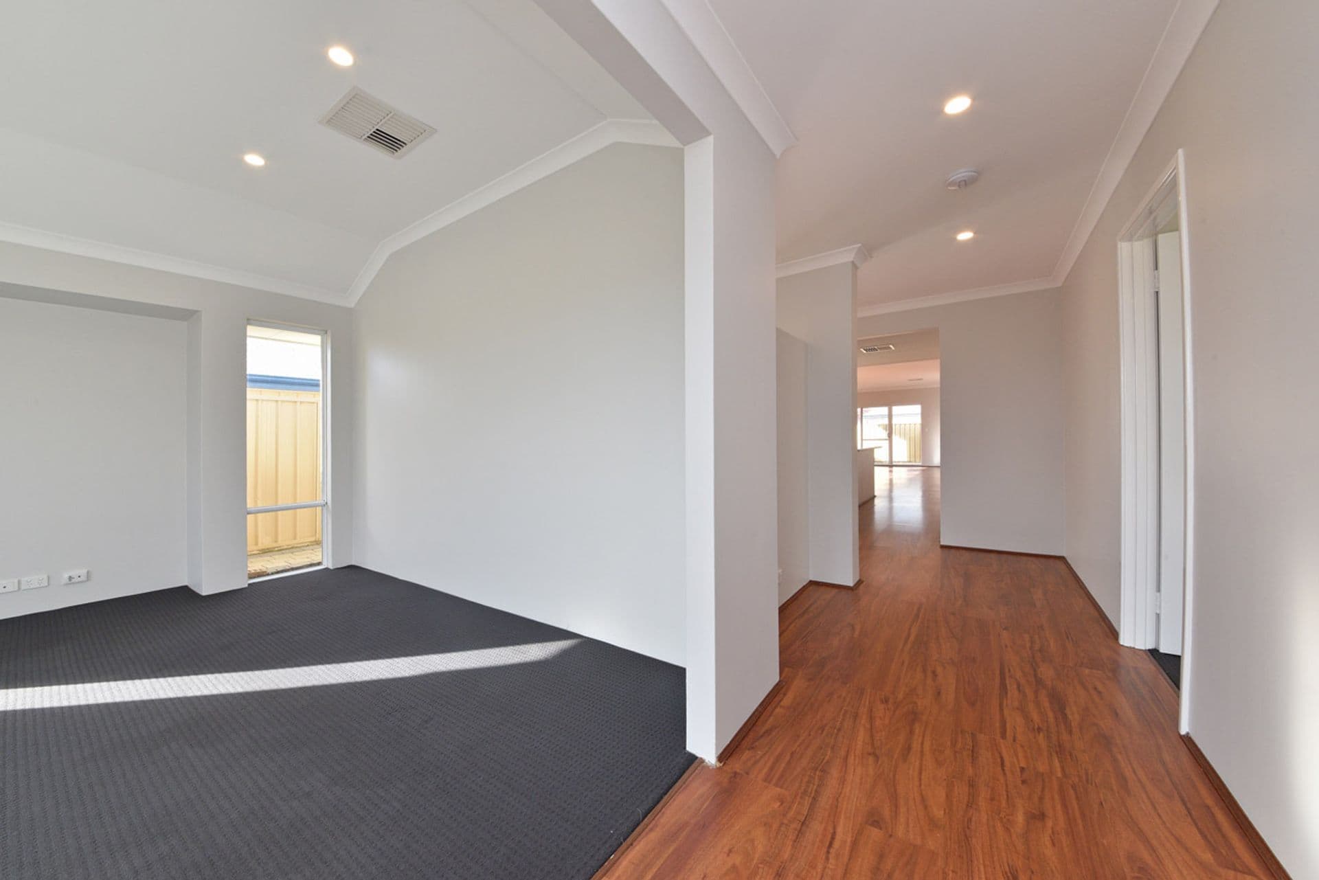 26 Ballymote Gardens, Ridgewood, WA, 6030, Ridgewood - Thumbnail 3
