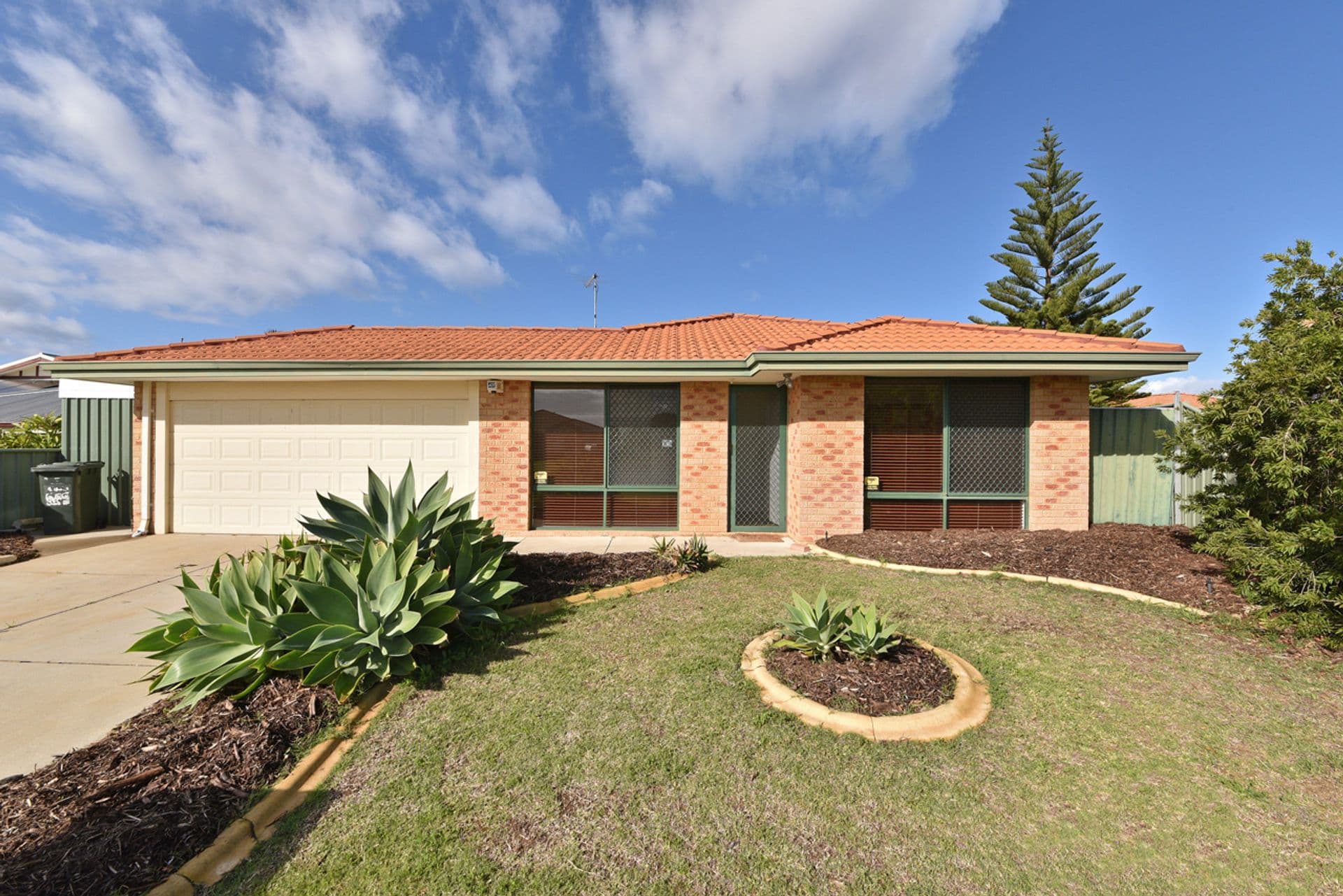 7 Tumut Place, Merriwa, WA, 6030, Merriwa - Image 1