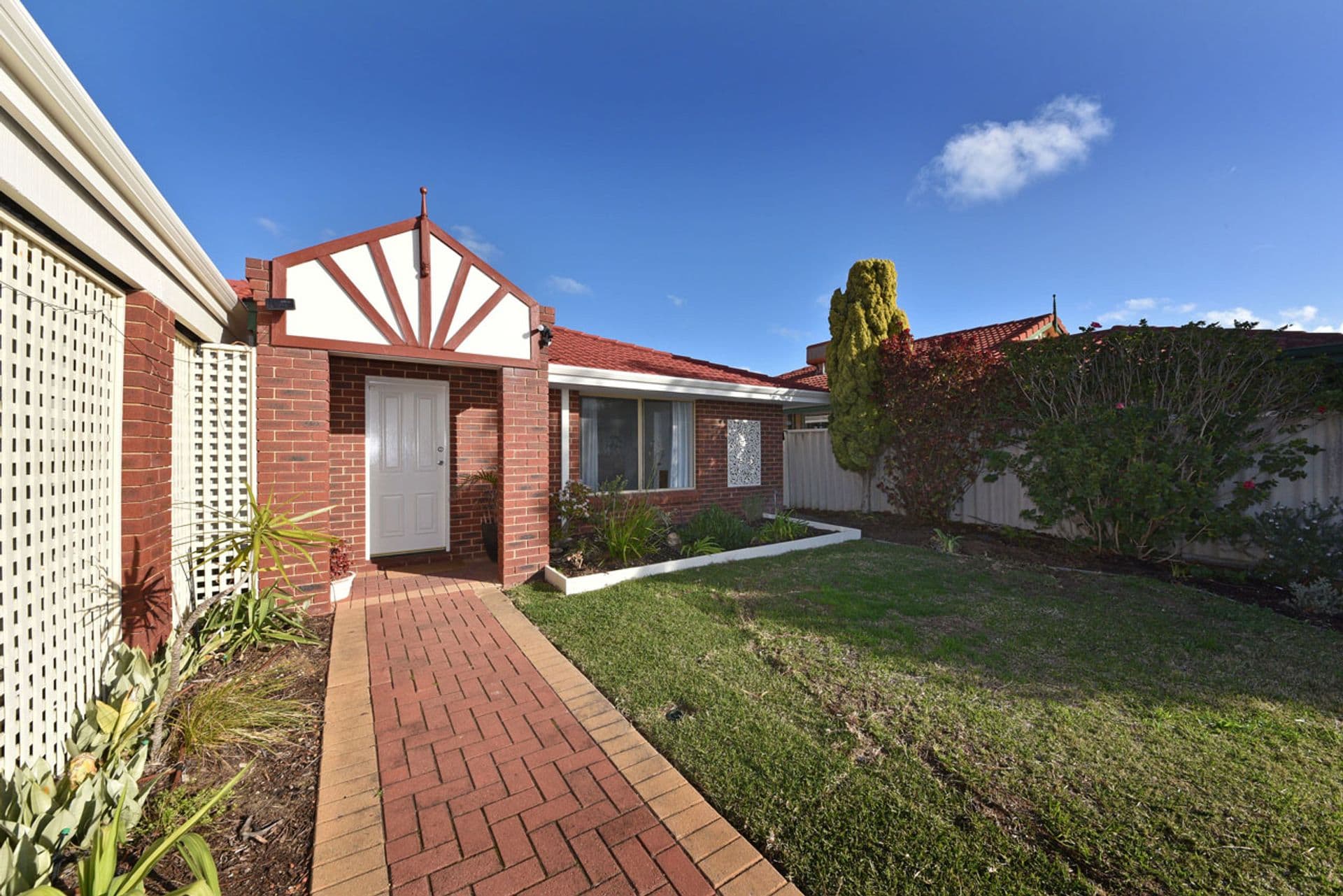 8 Dumbarton Loop, Kinross, WA, 6028, Kinross - Thumbnail 2