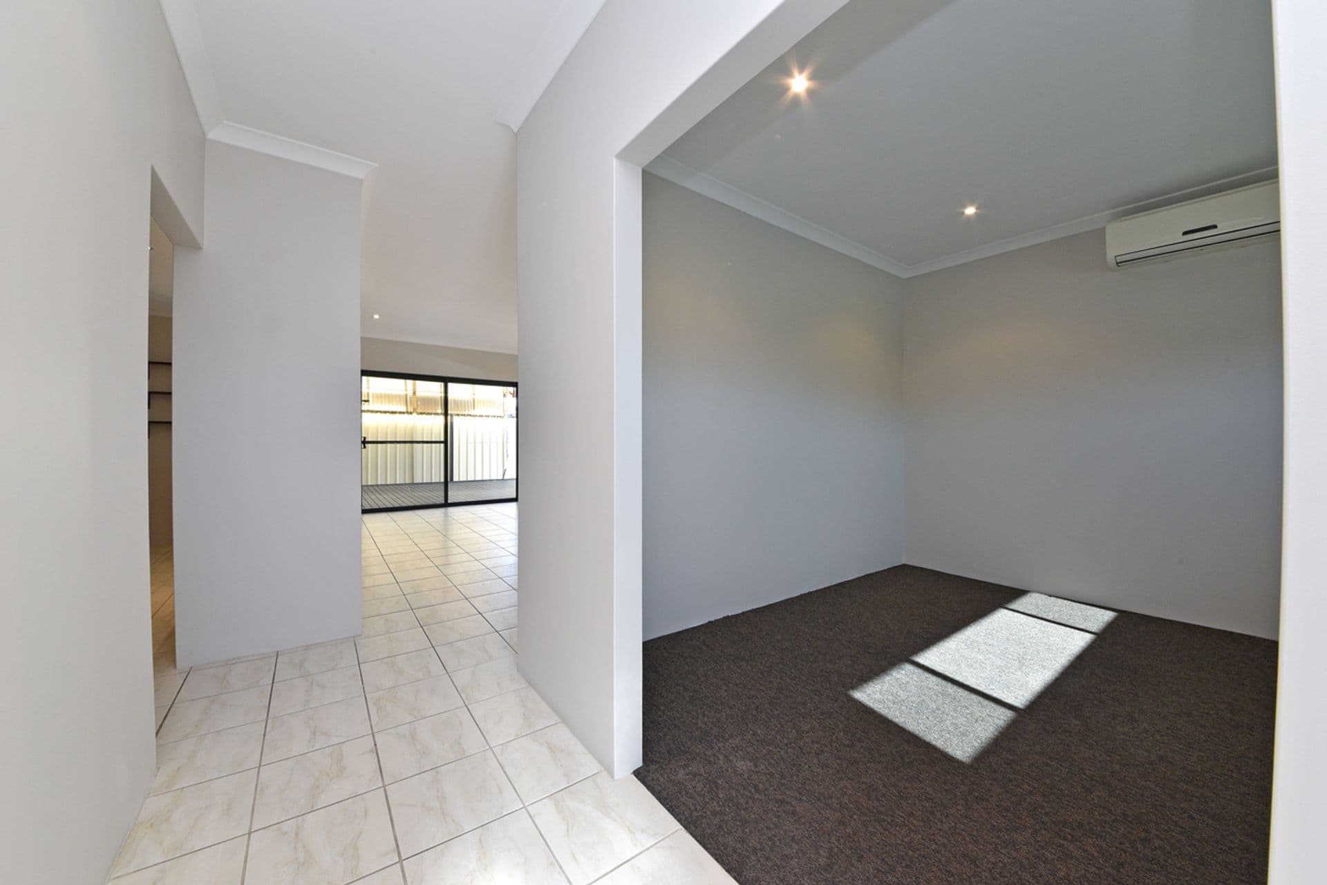 Unit 1, Ocean Keys Commercial Centre, 1868 Marmion Avenue, Clarkson, WA, 6030, Clarkson - Thumbnail 4