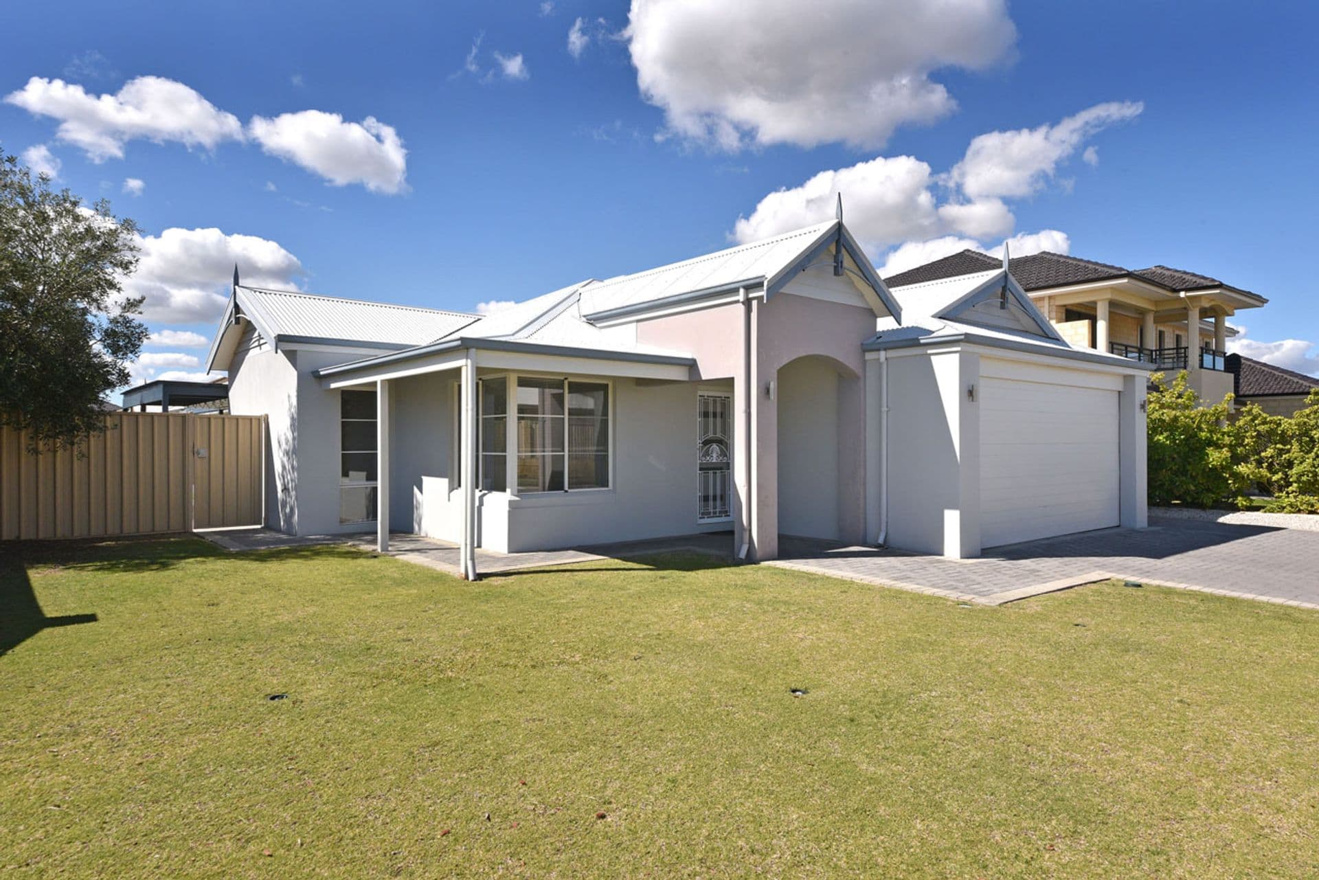 34 Seaspray Crescent, Jindalee, WA, 6036, Jindalee - Thumbnail 2