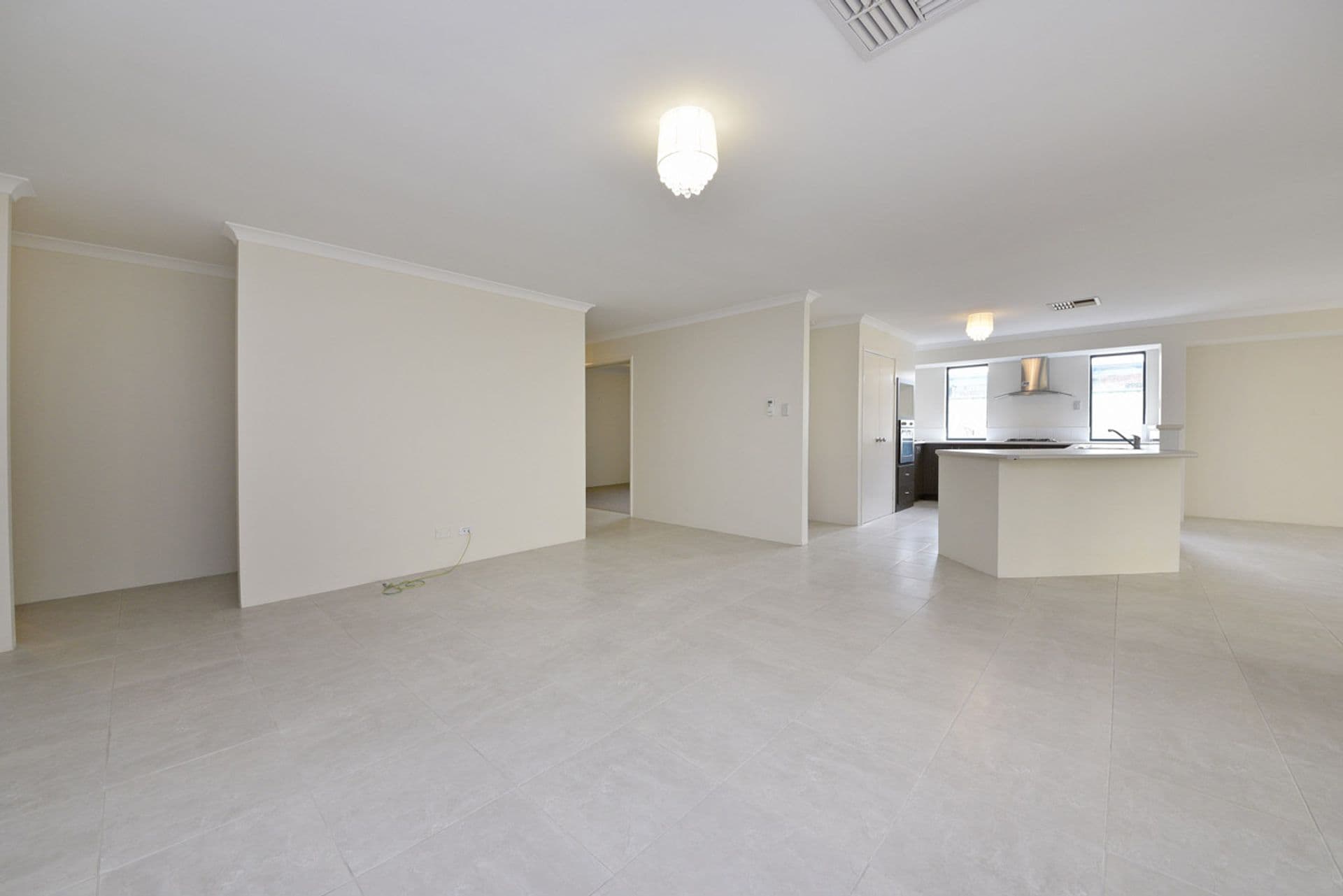 28 Lady Lindsay Cove, Yanchep, WA, 6035, Yanchep - Thumbnail 8