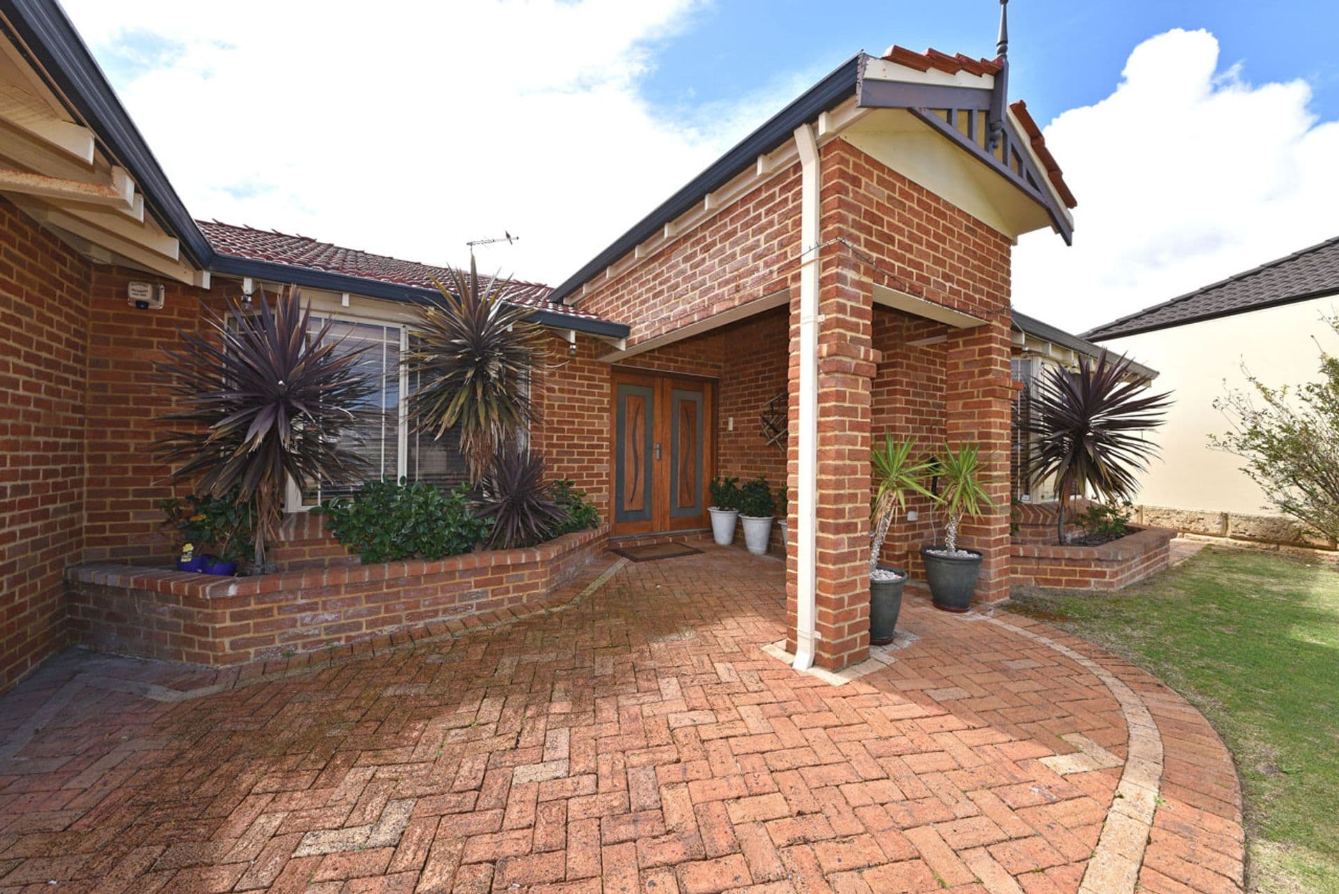 28 Trieste Court, Mindarie, WA, 6030, Mindarie - Thumbnail 2