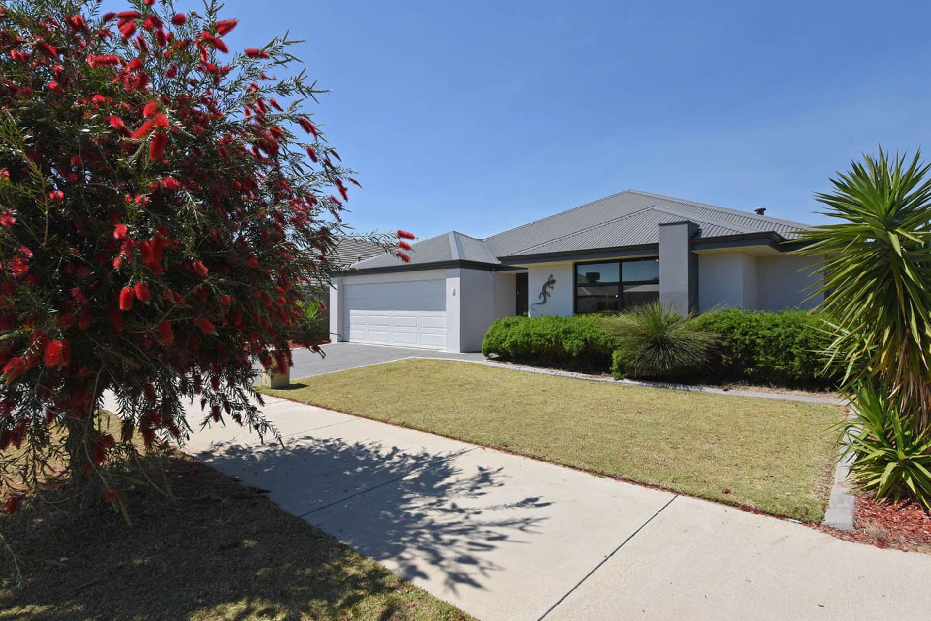 8 Farnham Pass, Alkimos, WA, 6038, Alkimos - Thumbnail 2