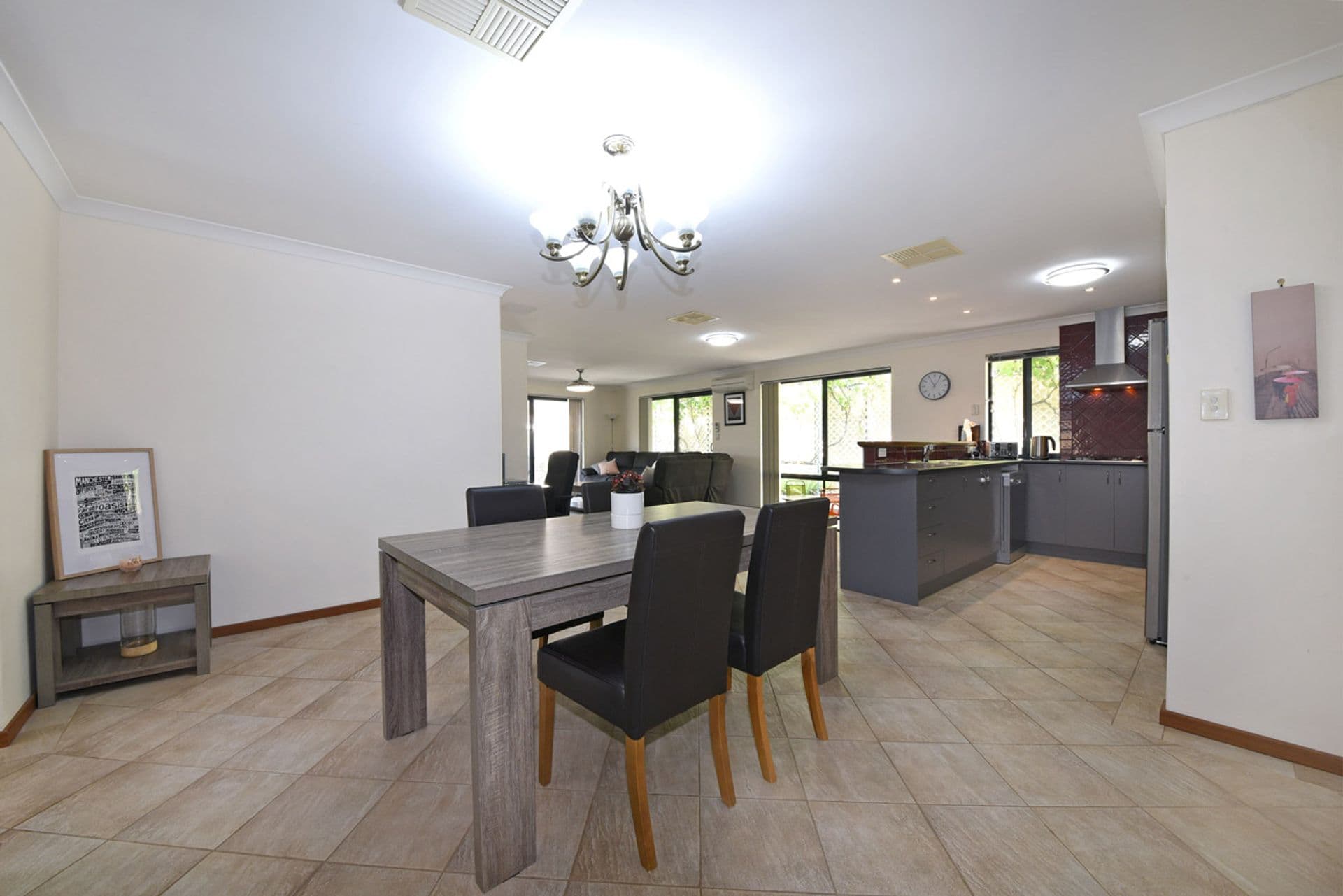 15 Maroochydore Way, Clarkson, WA, 6030, Clarkson - Thumbnail 5