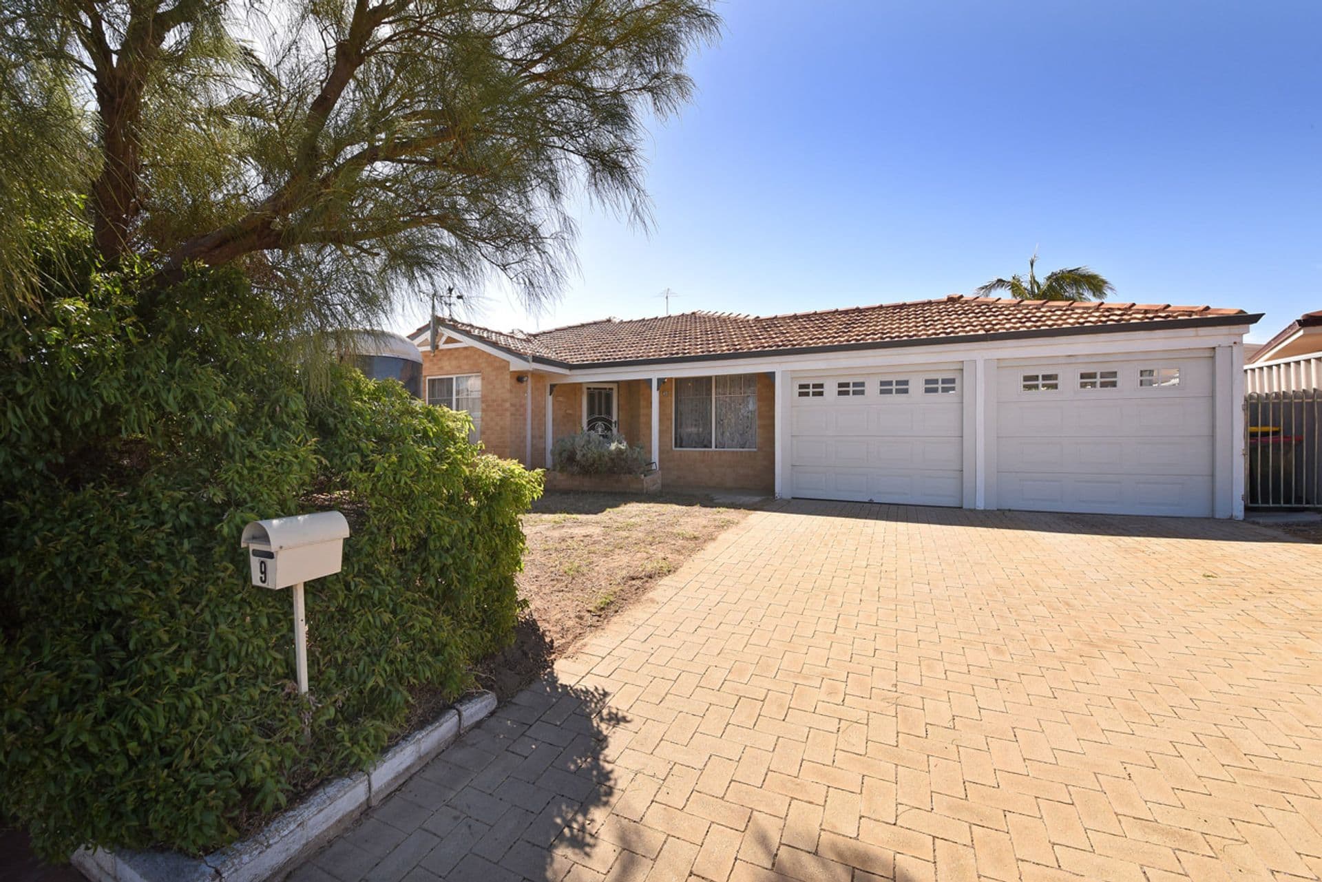 9 Fintry Close, Kinross, WA, 6028, Kinross - Thumbnail 2
