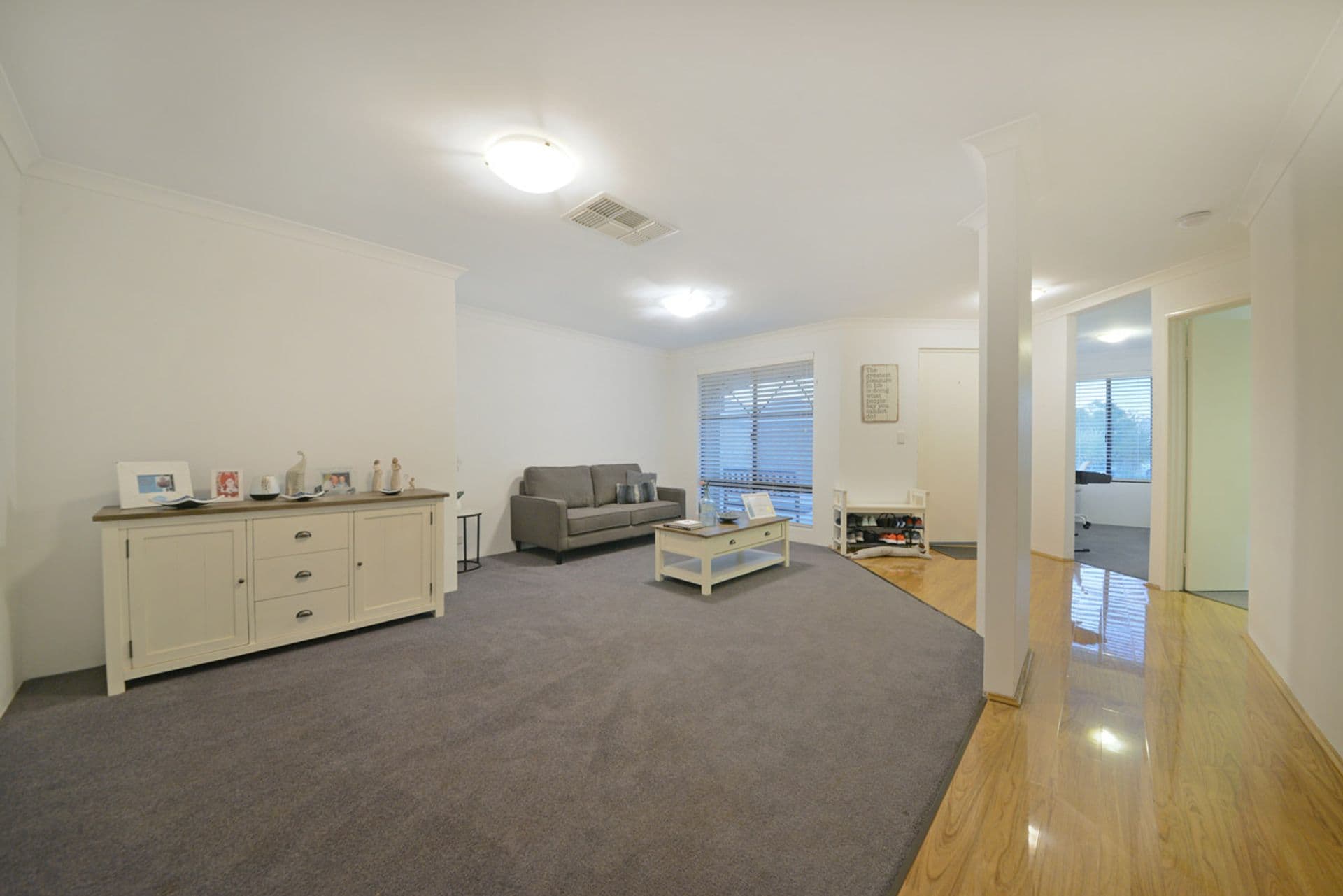 33 Brightlands Circuit, Carramar, WA, 6031, Carramar - Thumbnail 4