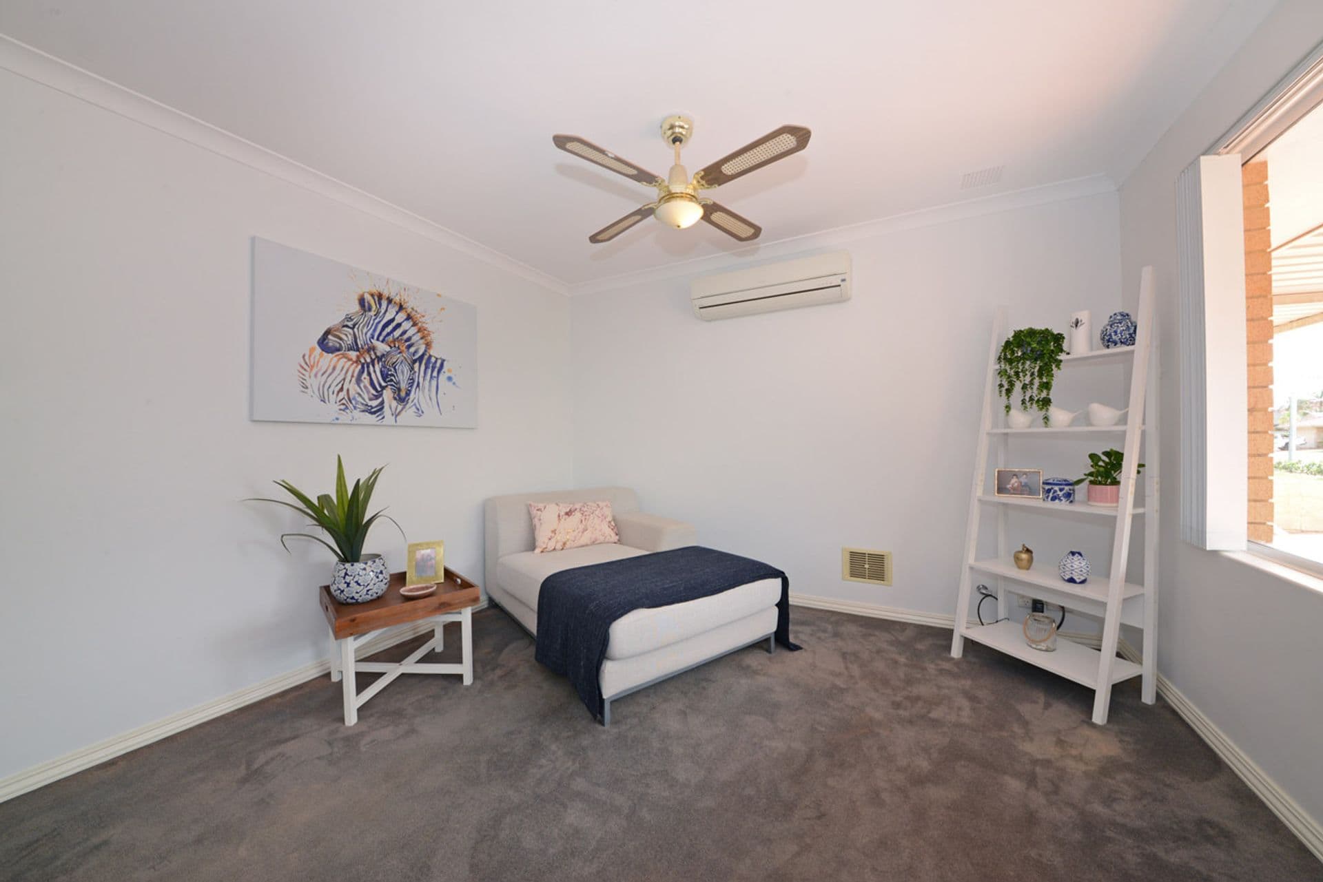 64 Stonehaven Parade, Kinross, WA, 6028, Kinross - Thumbnail 4