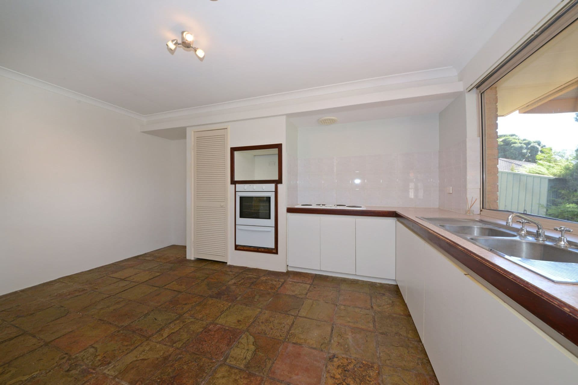12 Blair Grove, Kinross, WA, 6028, Kinross - Thumbnail 8