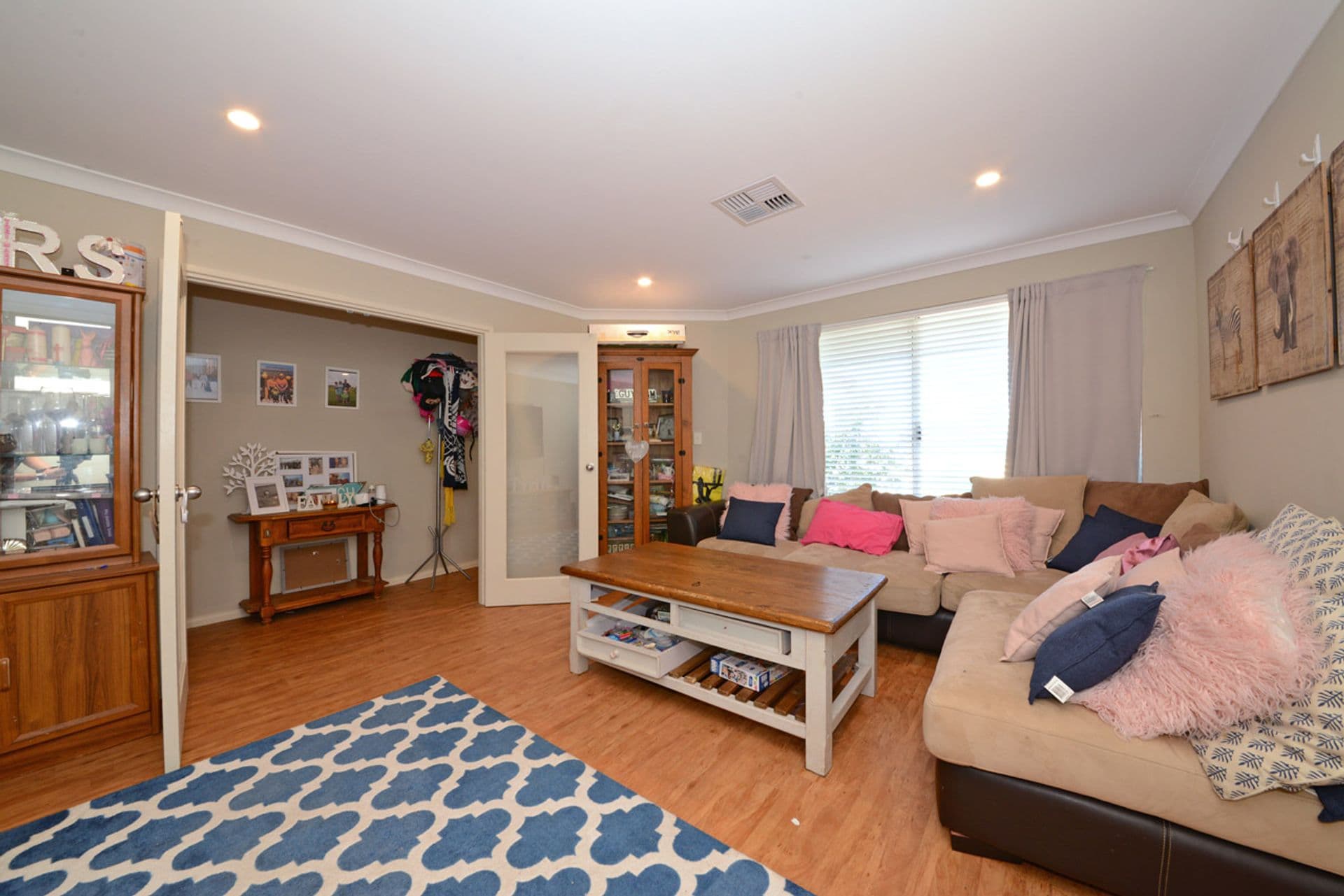 16 Fordham Avenue, Clarkson, WA, 6030, Clarkson - Thumbnail 5