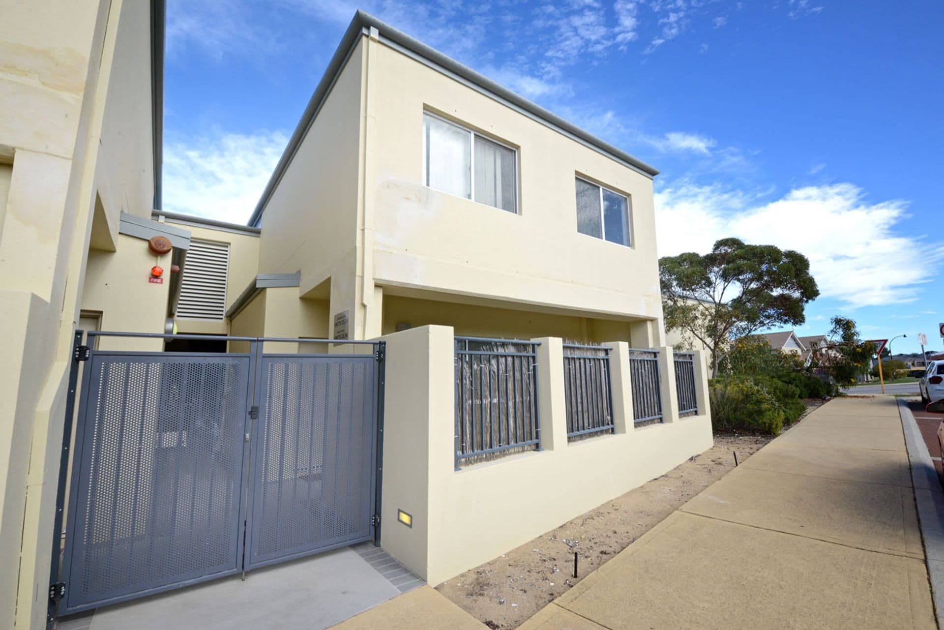 24/10 Pavonia Link, Clarkson, WA, 6030, Clarkson - Image 1