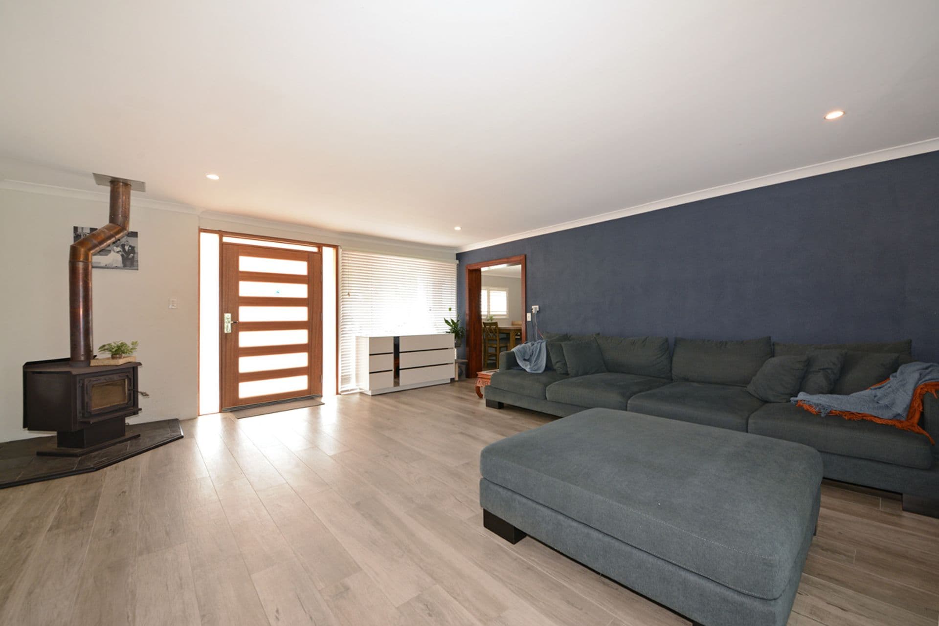21 Thompson Drive, Wanneroo, WA, 6065, Wanneroo - Thumbnail 2