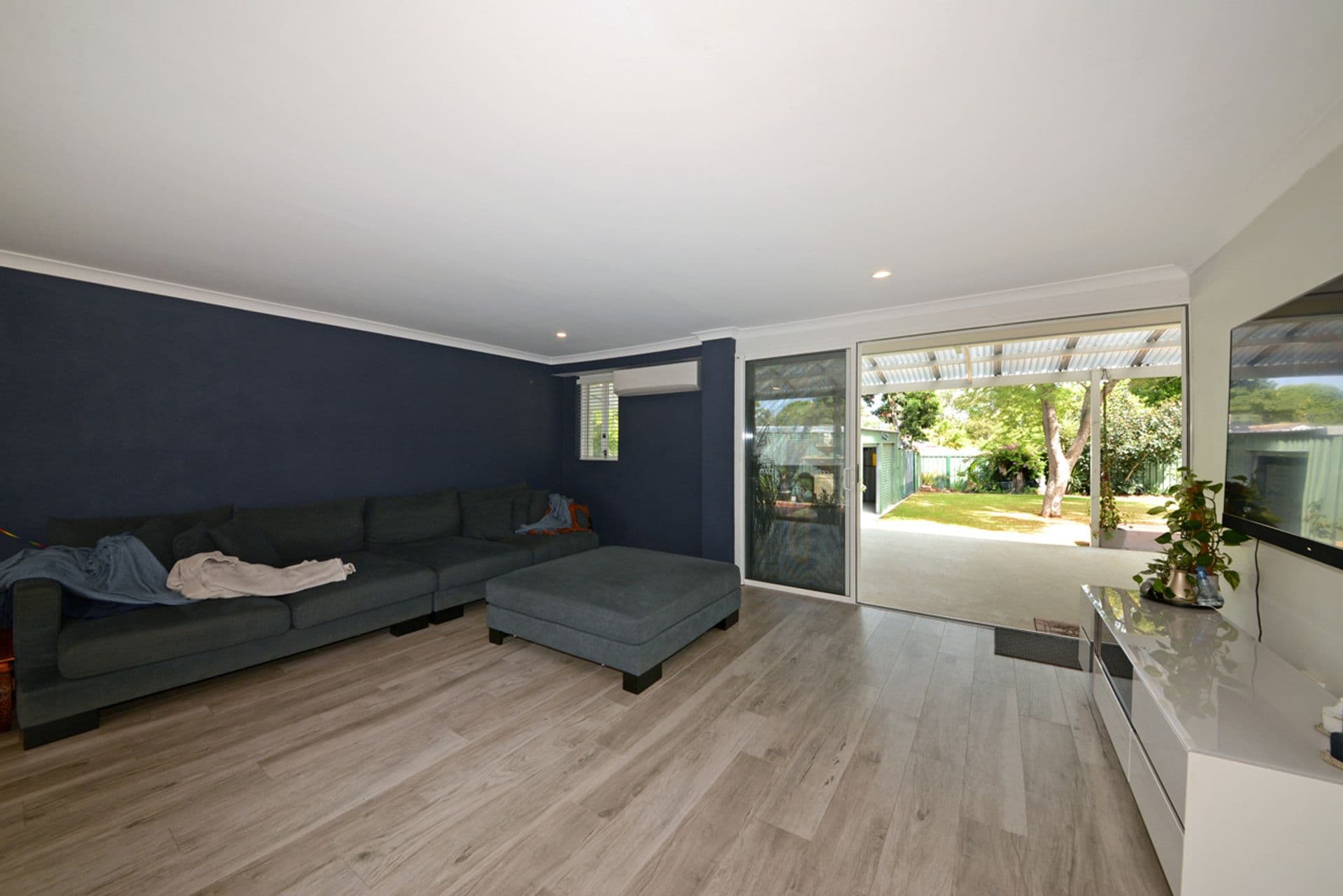 21 Thompson Drive, Wanneroo, WA, 6065, Wanneroo - Thumbnail 4