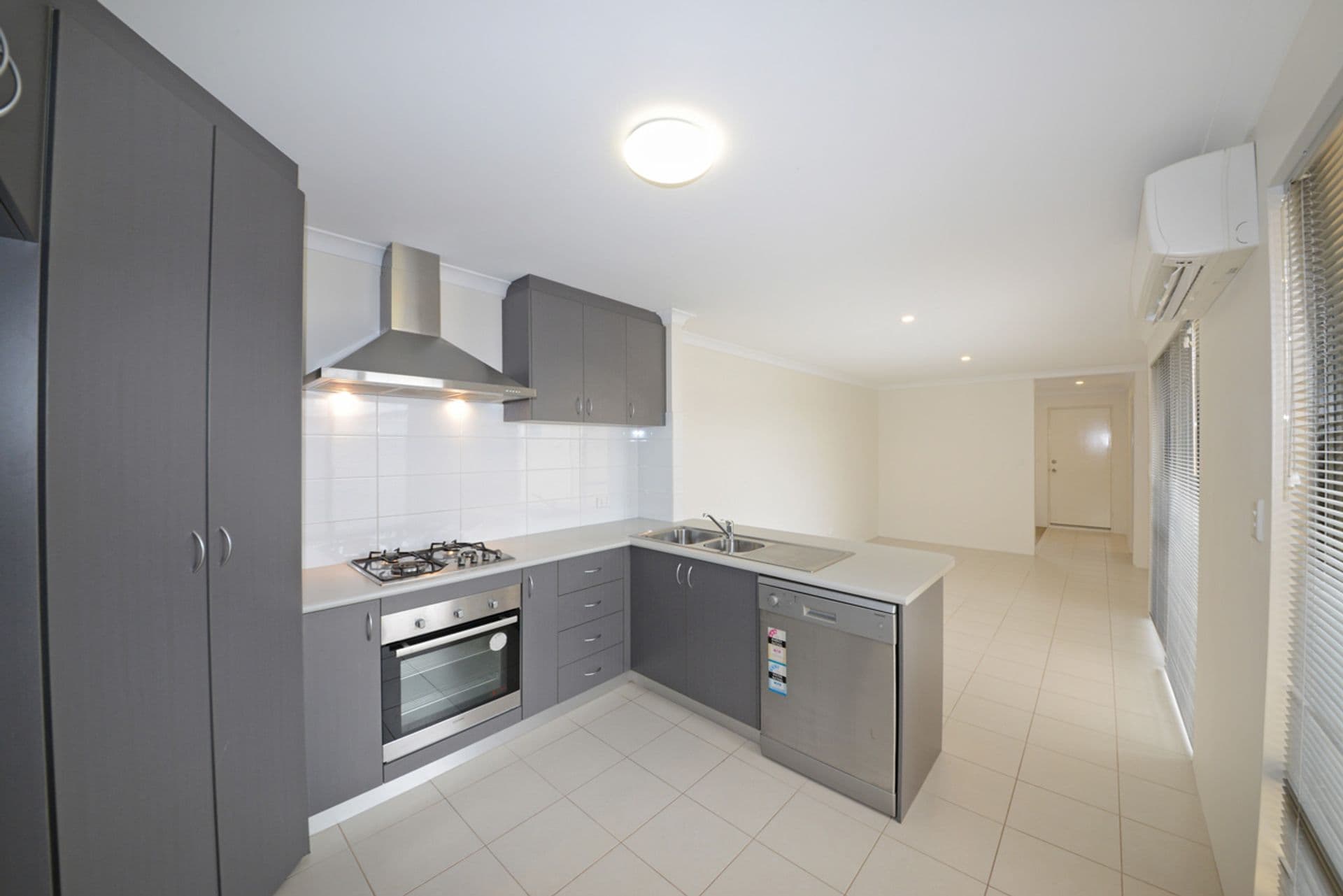 26 Hexham Terrace, Alkimos, WA, 6038, Alkimos - Thumbnail 7