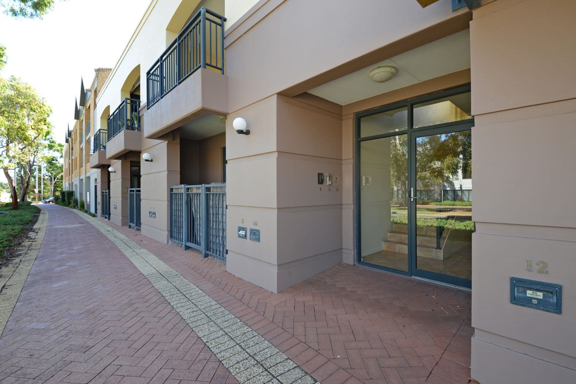 12/1 Plaistow Street, Joondalup, WA, 6027, Joondalup - Thumbnail 2
