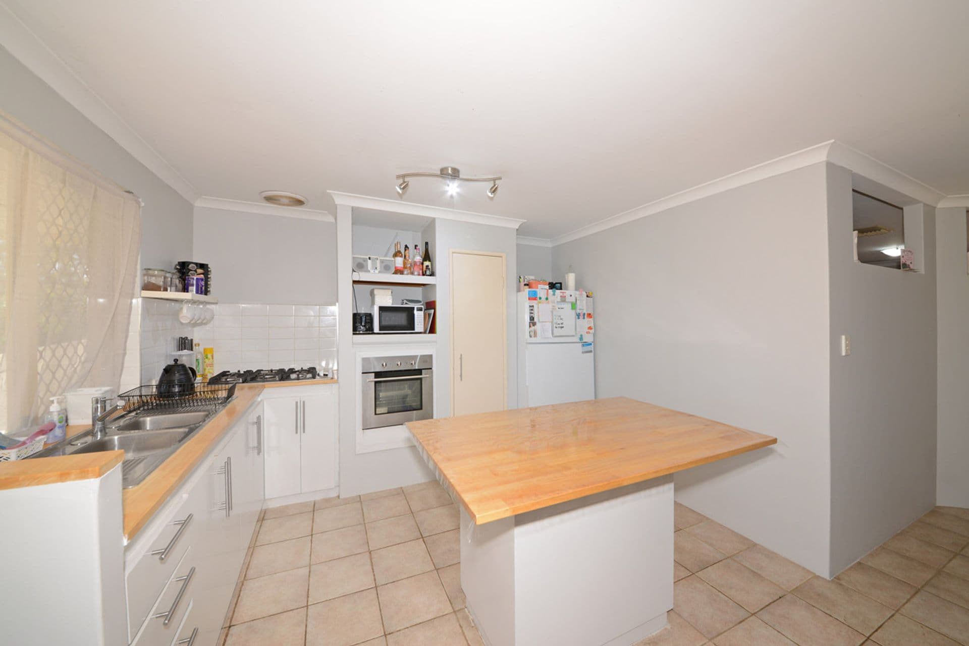 33 Hyland Crescent, Clarkson, WA, 6030, Clarkson - Thumbnail 8