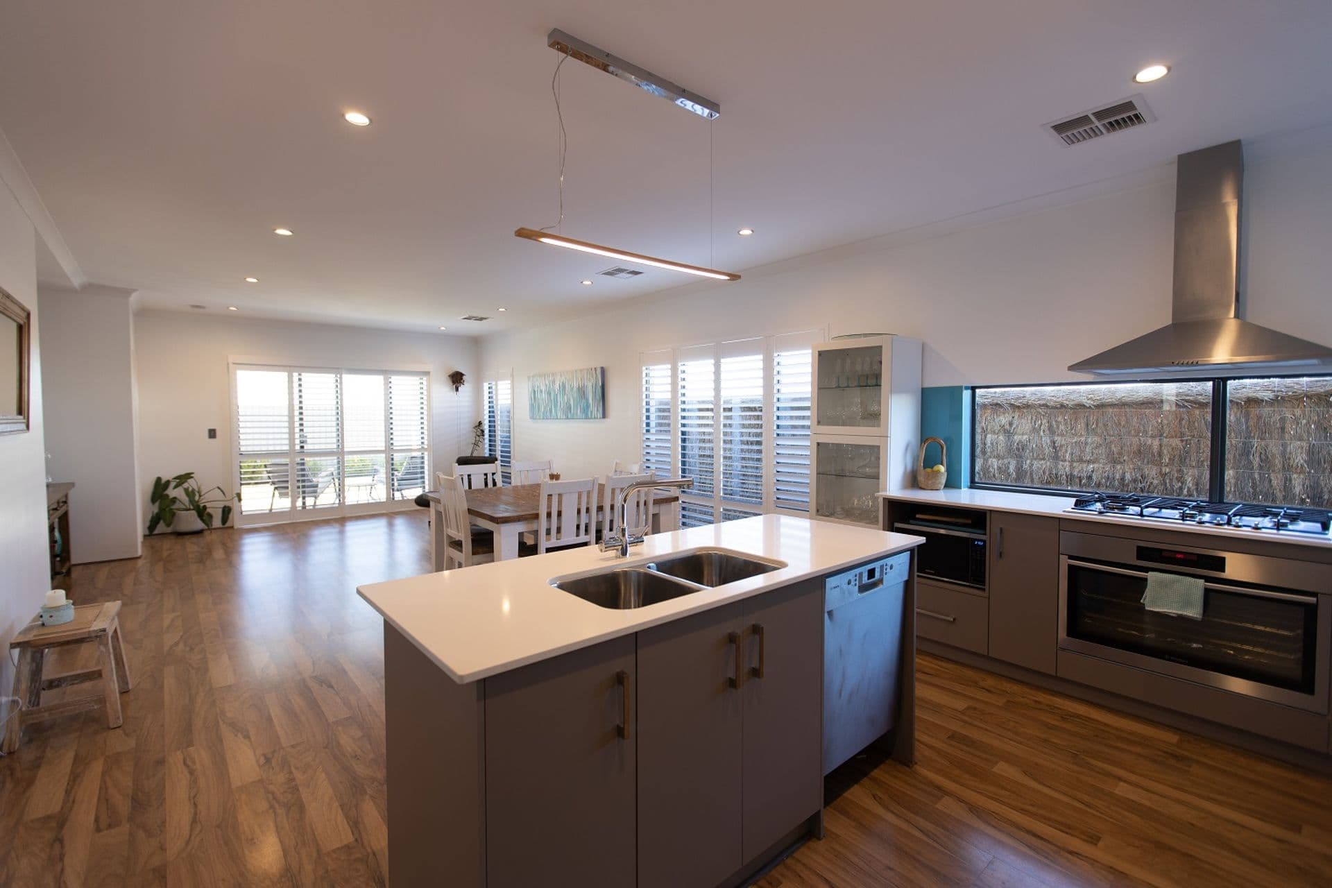 10 Commodore Avenue, Clarkson, WA, 6030, Clarkson - Thumbnail 6