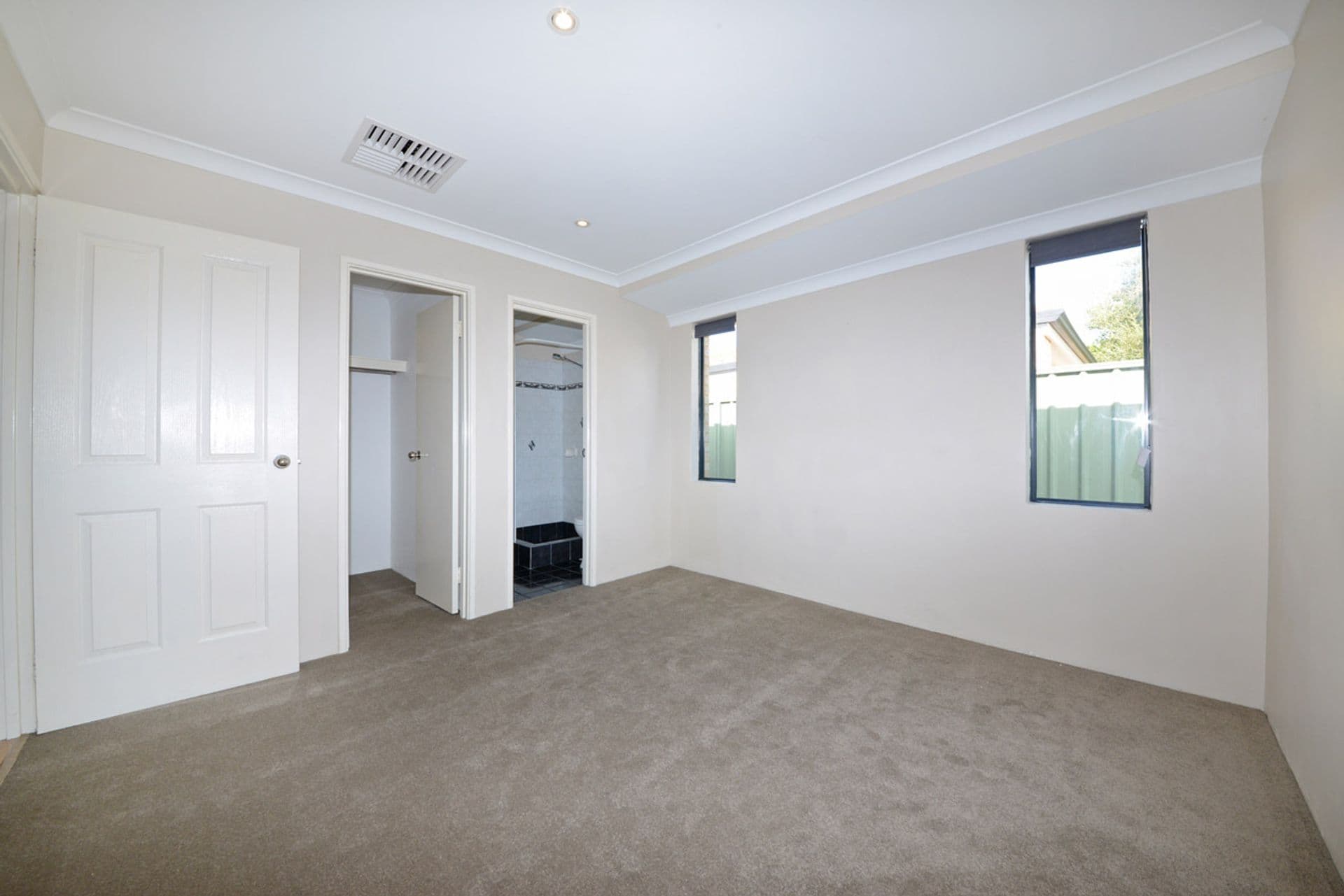14 Sierra Nevada Ridge, Merriwa, WA, 6030, Merriwa - Thumbnail 4