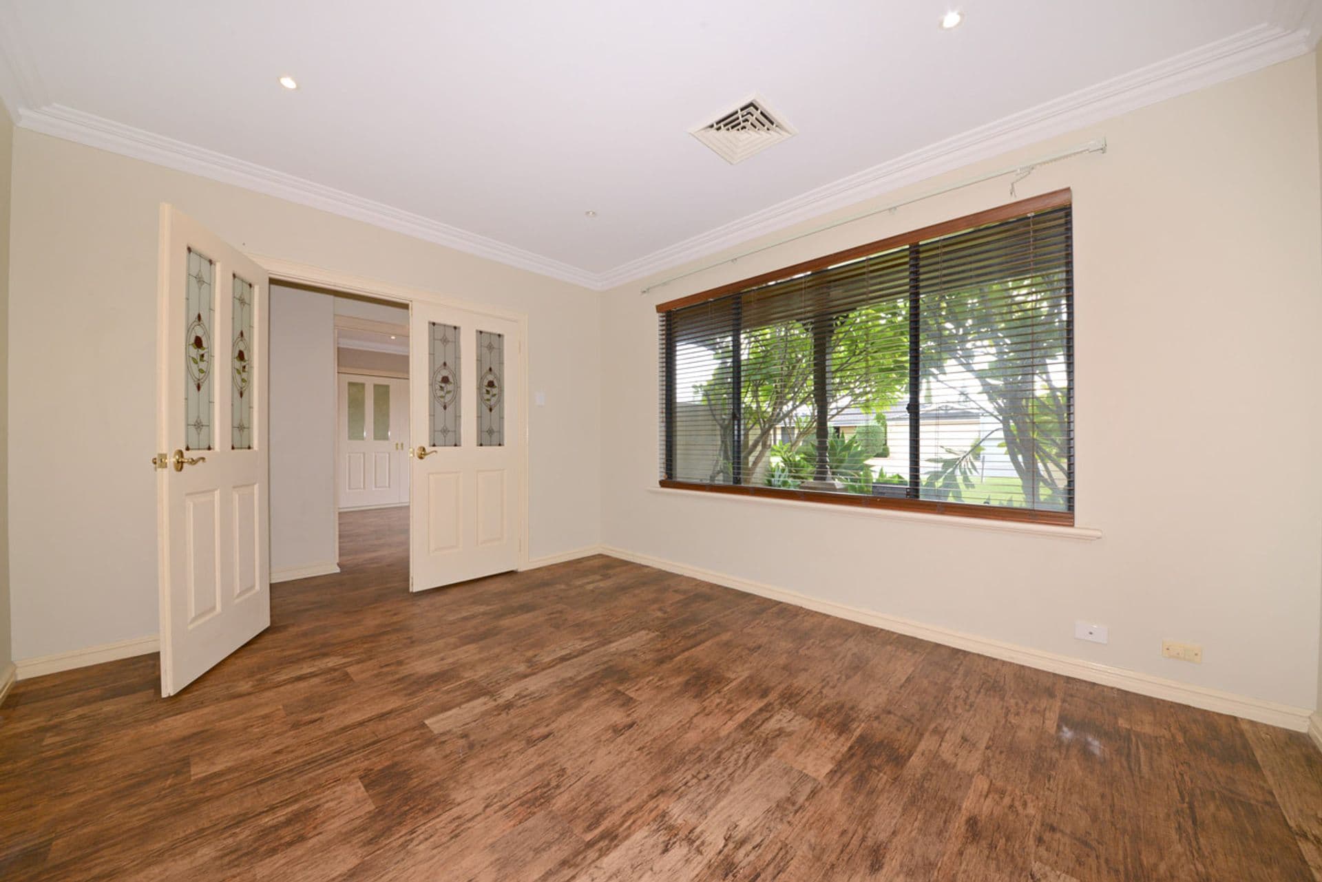 15 St Fillans Bend, Wanneroo, WA, 6065, Wanneroo - Thumbnail 3
