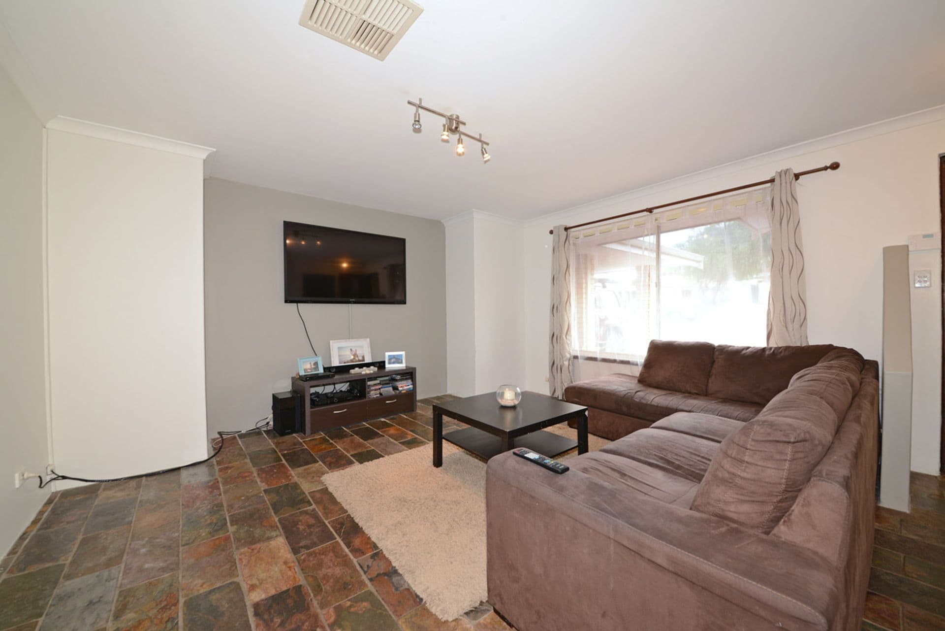 Unit 1, Ocean Keys Commercial Centre, 1868 Marmion Avenue, Clarkson, WA, 6030, Clarkson - Thumbnail 4