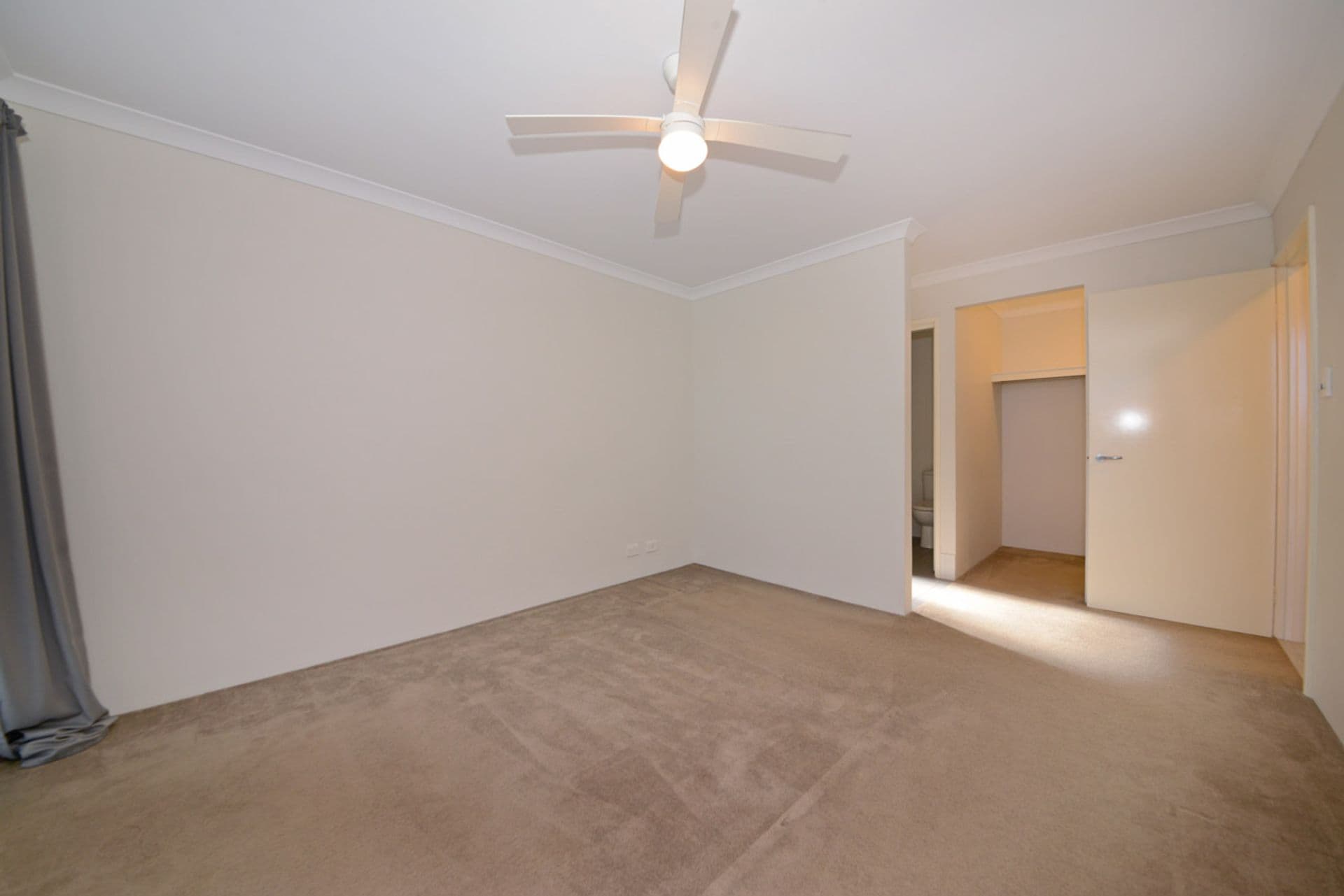 9 Amsterdam Crescent, Alkimos, WA, 6038, Alkimos - Thumbnail 5