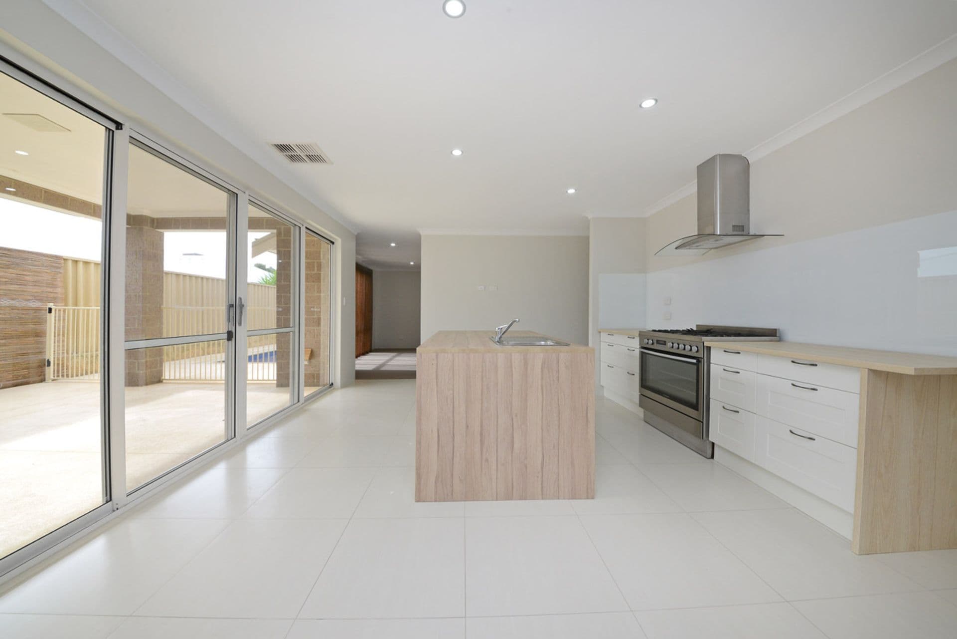 69 Hollington Boulevard, Butler, WA, 6036, Butler - Thumbnail 5