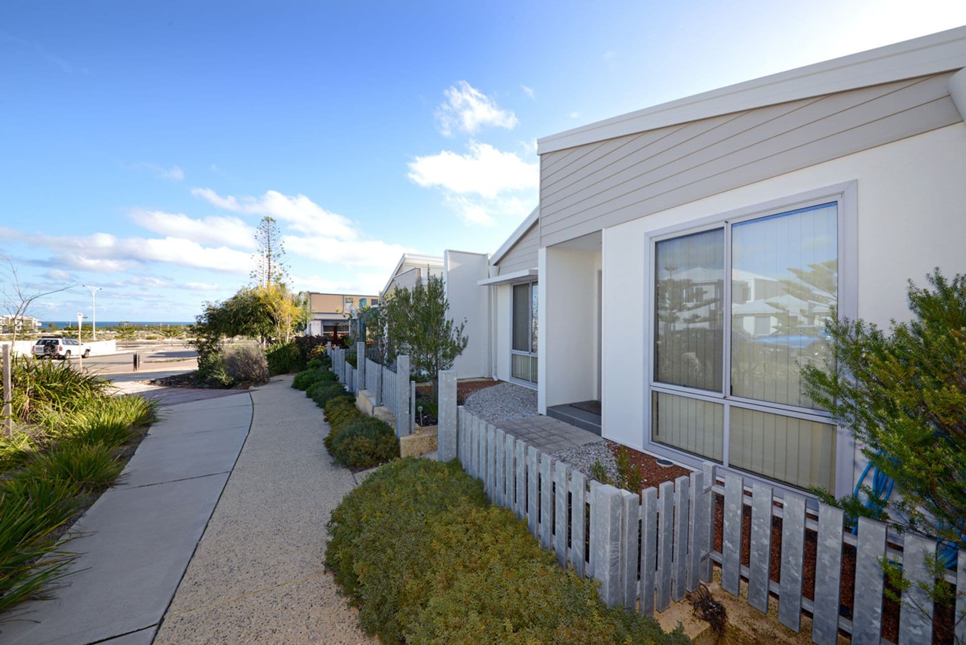 15 Broach Way, Alkimos, WA, 6038, Alkimos - Thumbnail 2
