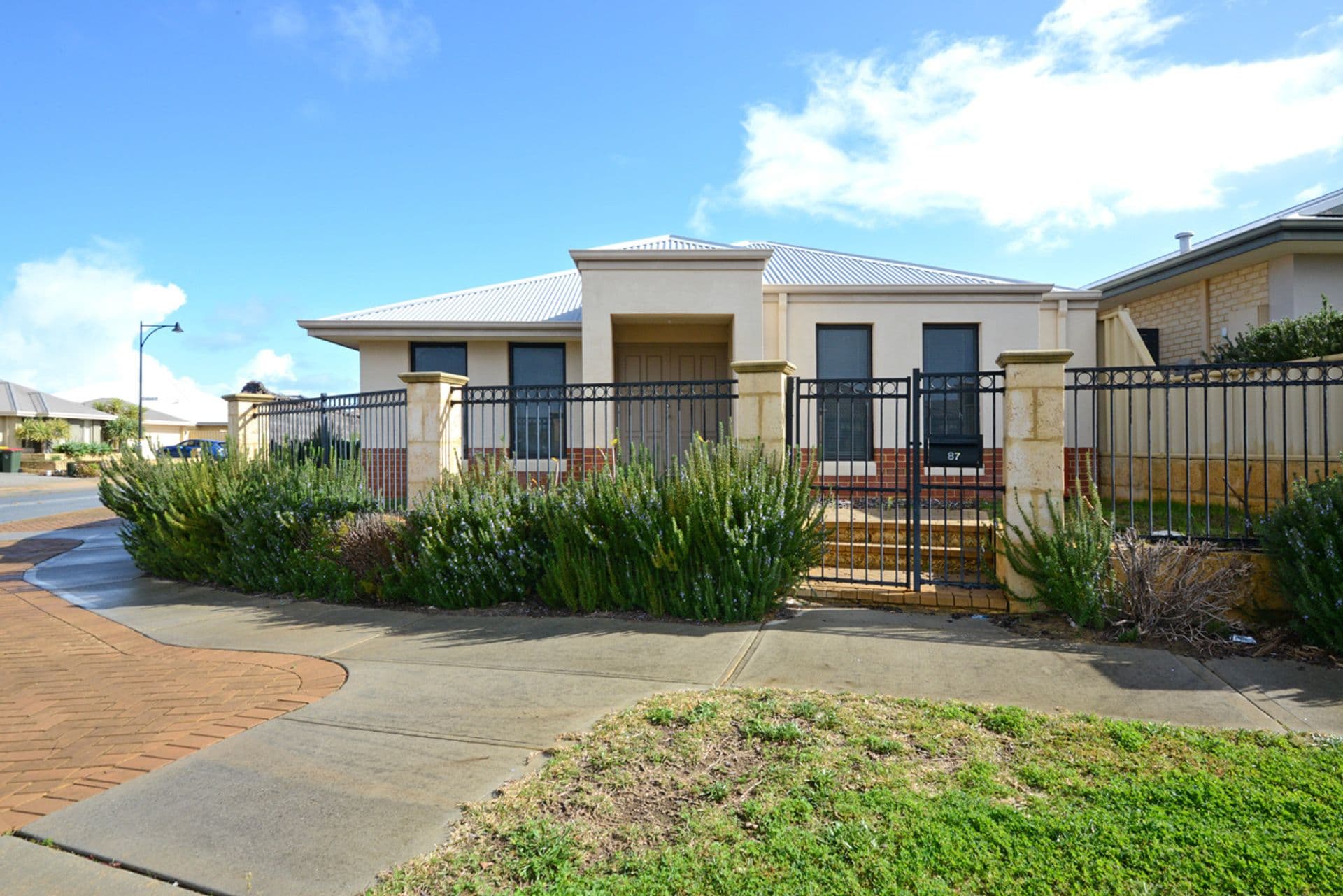 87 Rosegreen Avenue, Butler, WA, 6036, Butler - Thumbnail 2