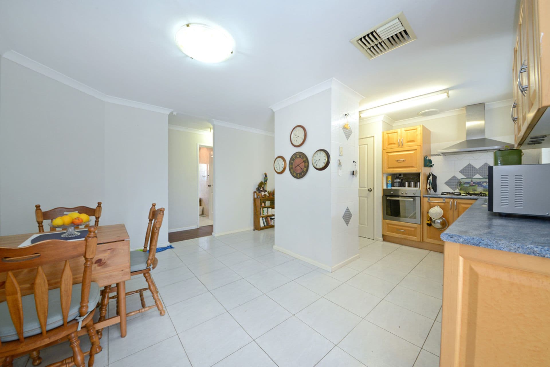 11 Whiston Crescent, Clarkson, WA, 6030, Clarkson - Thumbnail 8