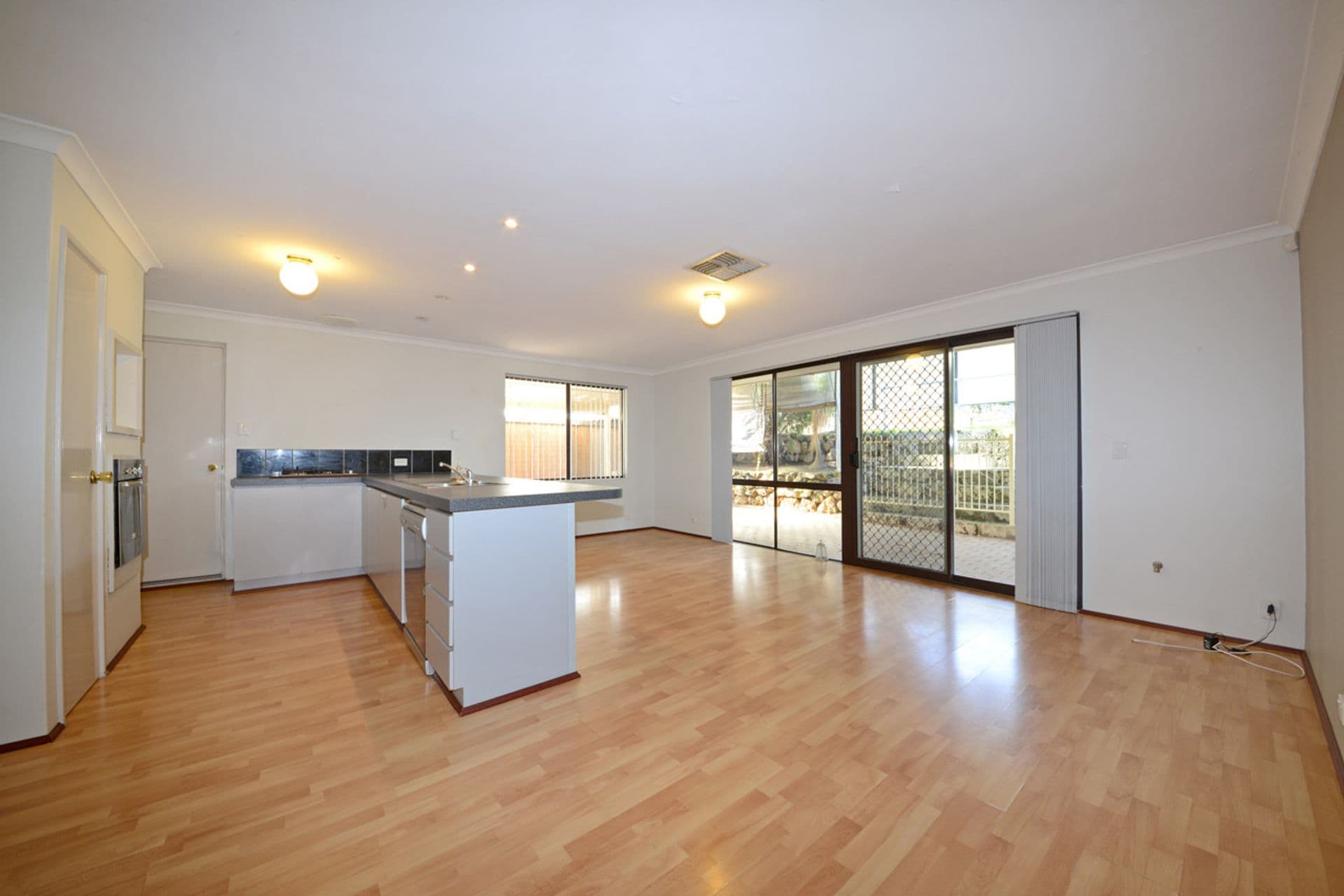 18 Shinners Green, Clarkson, WA, 6030, Clarkson - Thumbnail 8