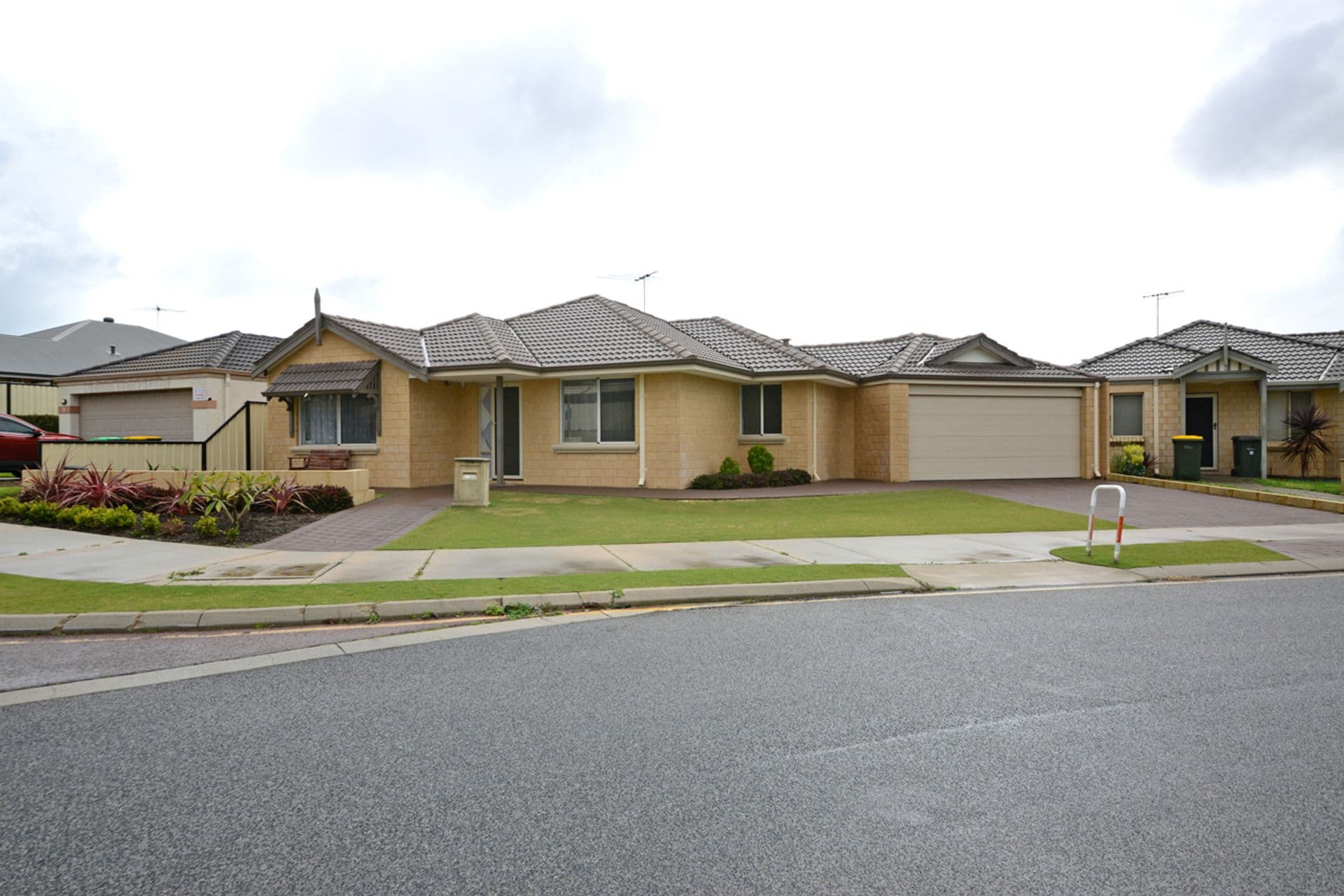 Unit 1, Ocean Keys Commercial Centre, 1868 Marmion Avenue, Clarkson, WA, 6030, Clarkson - Thumbnail 2