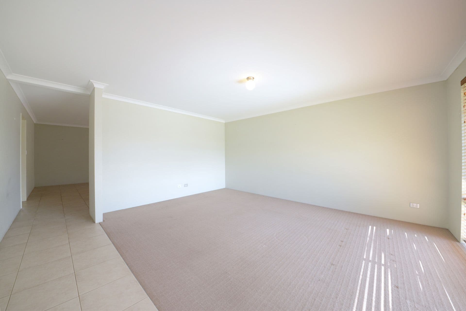 41 Collanda Circuit, Carramar, WA, 6031, Carramar - Thumbnail 2
