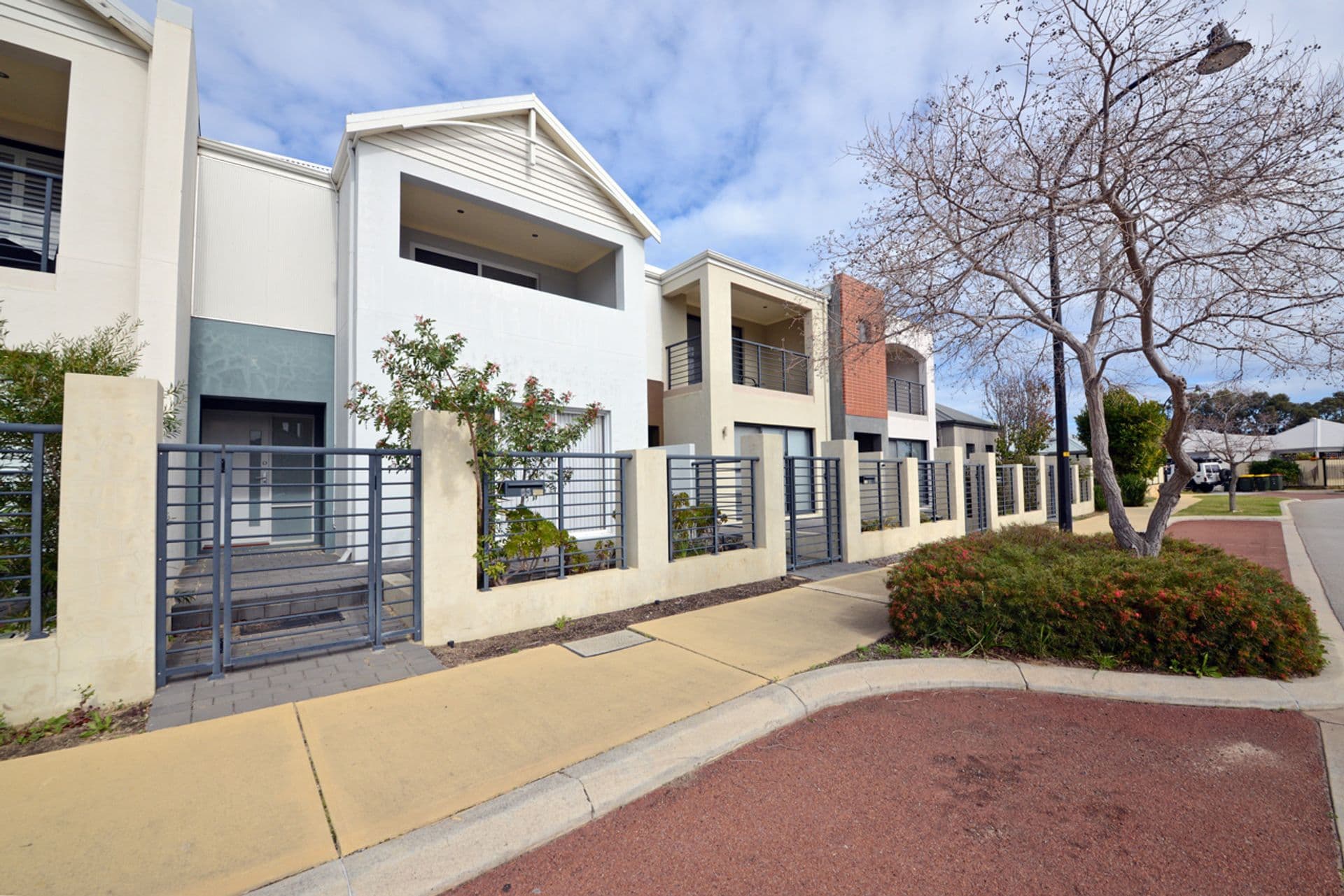 63 Gaudi Way, Clarkson, WA, 6030, Clarkson - Thumbnail 2