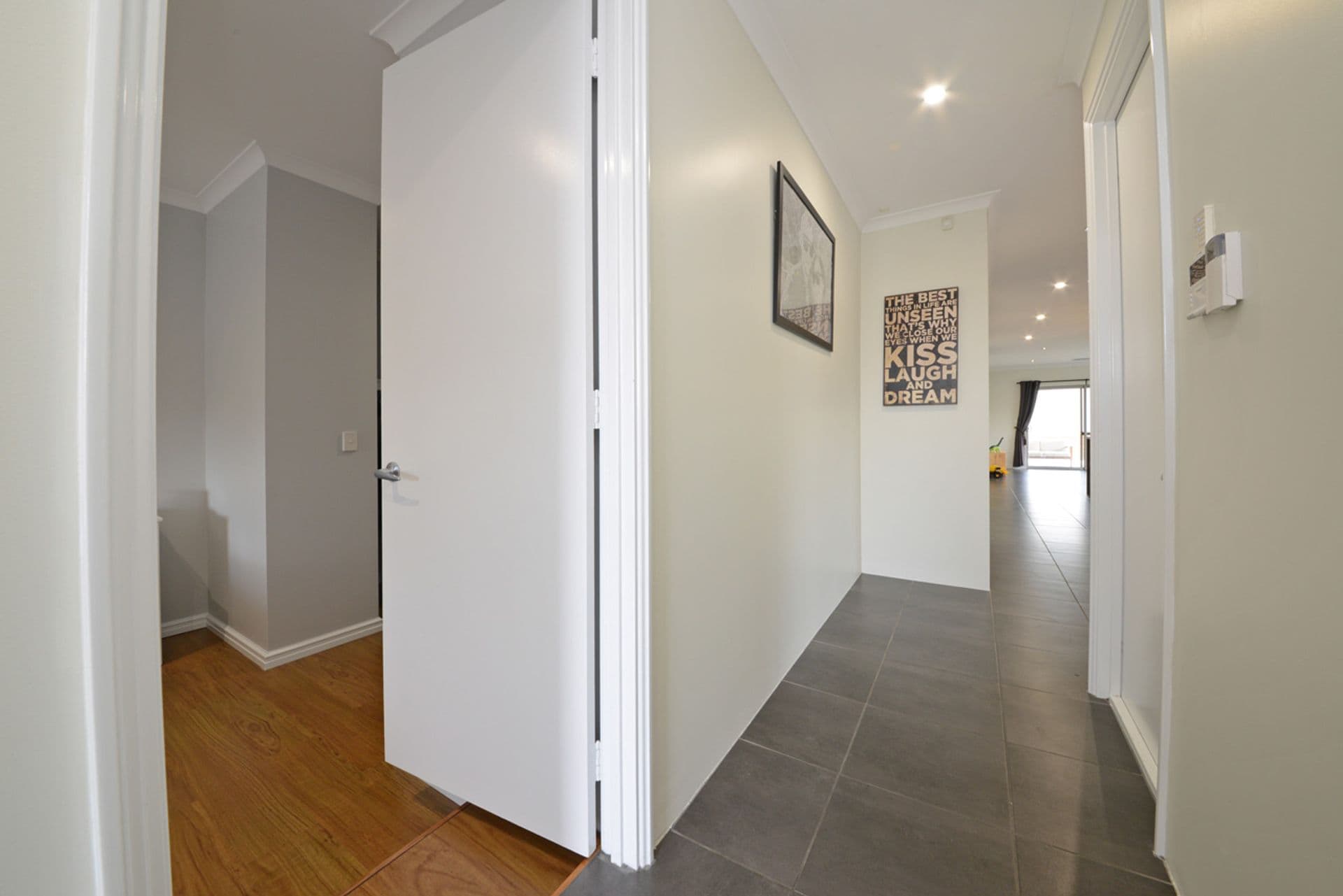 20 Mercado Way, Alkimos, WA, 6038, Alkimos - Thumbnail 2