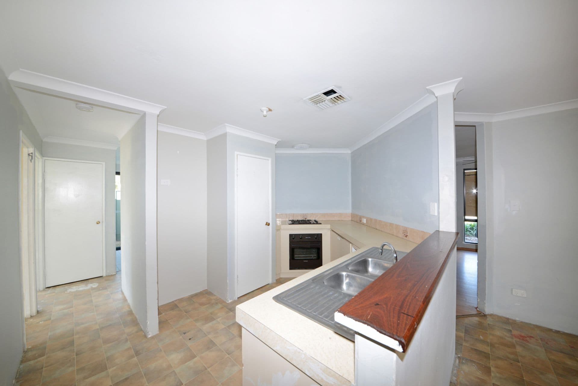 2 Canopy Court, Banksia Grove, WA, 6031, Banksia Grove - Thumbnail 8