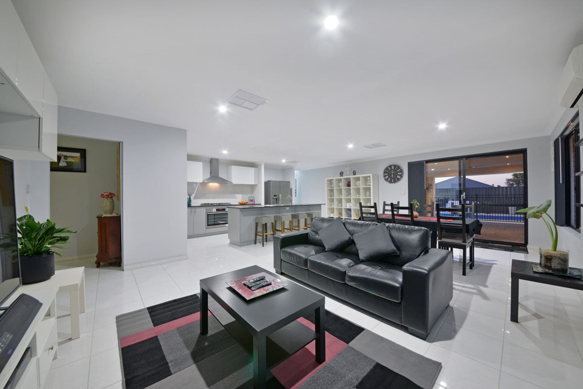 77 Leschenault Loop, Banksia Grove, WA, 6031, Banksia Grove - Thumbnail 8