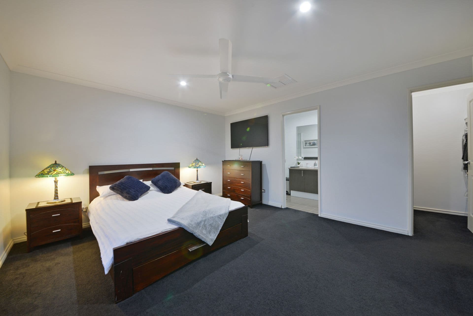 77 Leschenault Loop, Banksia Grove, WA, 6031, Banksia Grove - Thumbnail 3