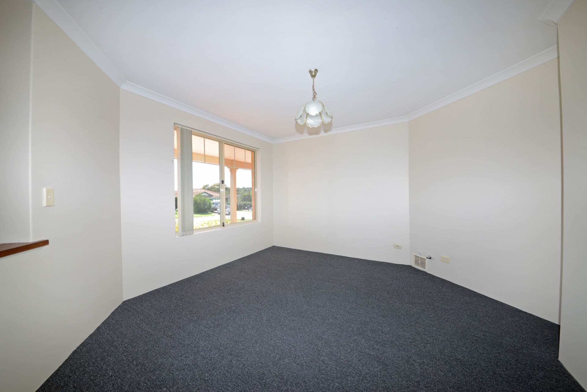 11 Gardiner Heights, Kinross, WA, 6028, Kinross - Thumbnail 2