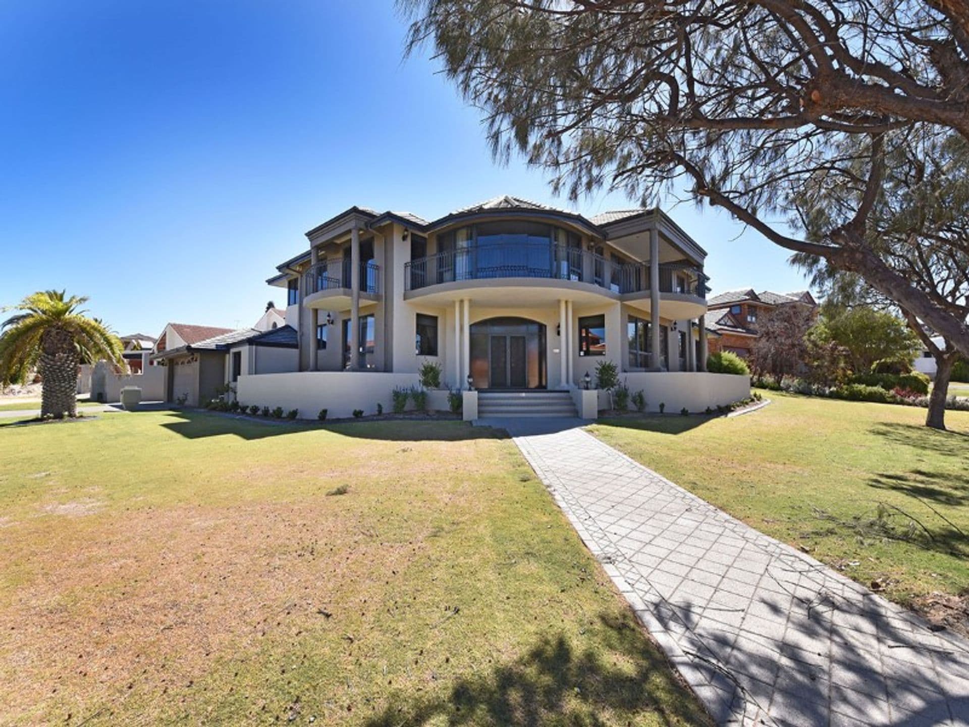 18 Kinsale Drive, Mindarie, WA, 6030, Mindarie - Thumbnail 2