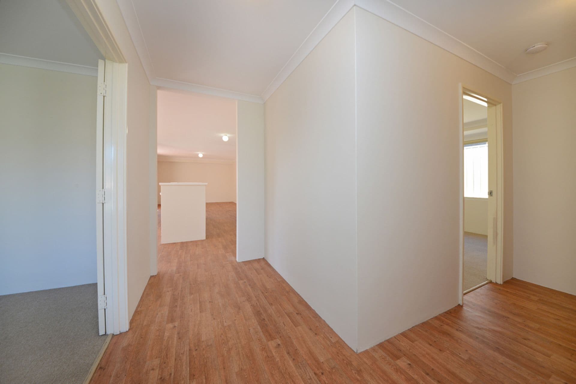 5 Ningaloo Bend, Clarkson, WA, 6030, Clarkson - Thumbnail 3