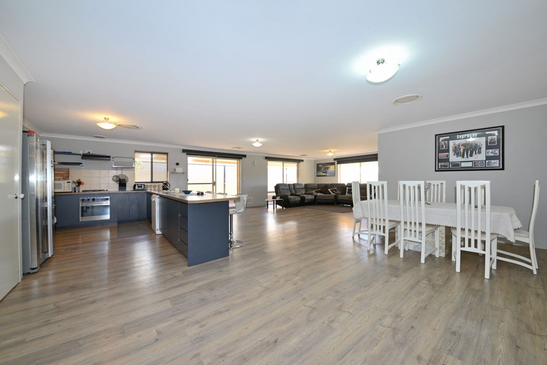 8 Airlie Chase, Clarkson, WA, 6030, Clarkson - Thumbnail 8