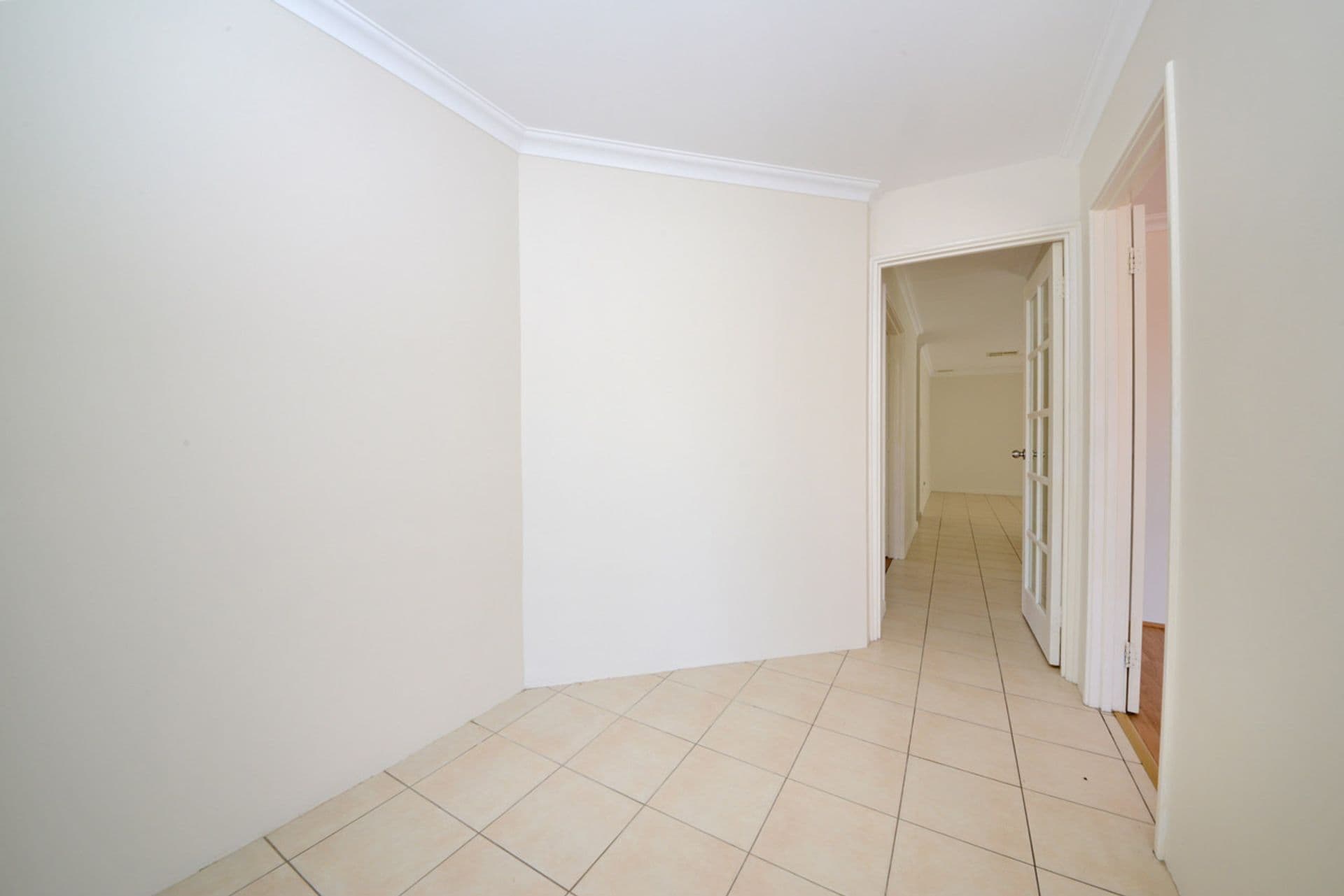 7 Medstead Way, Butler, WA, 6036, Butler - Thumbnail 2