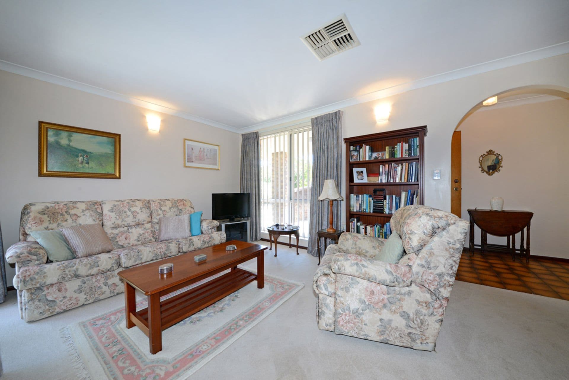 36 Dandaloo Crescent, Wanneroo, WA, 6065, Wanneroo - Thumbnail 4