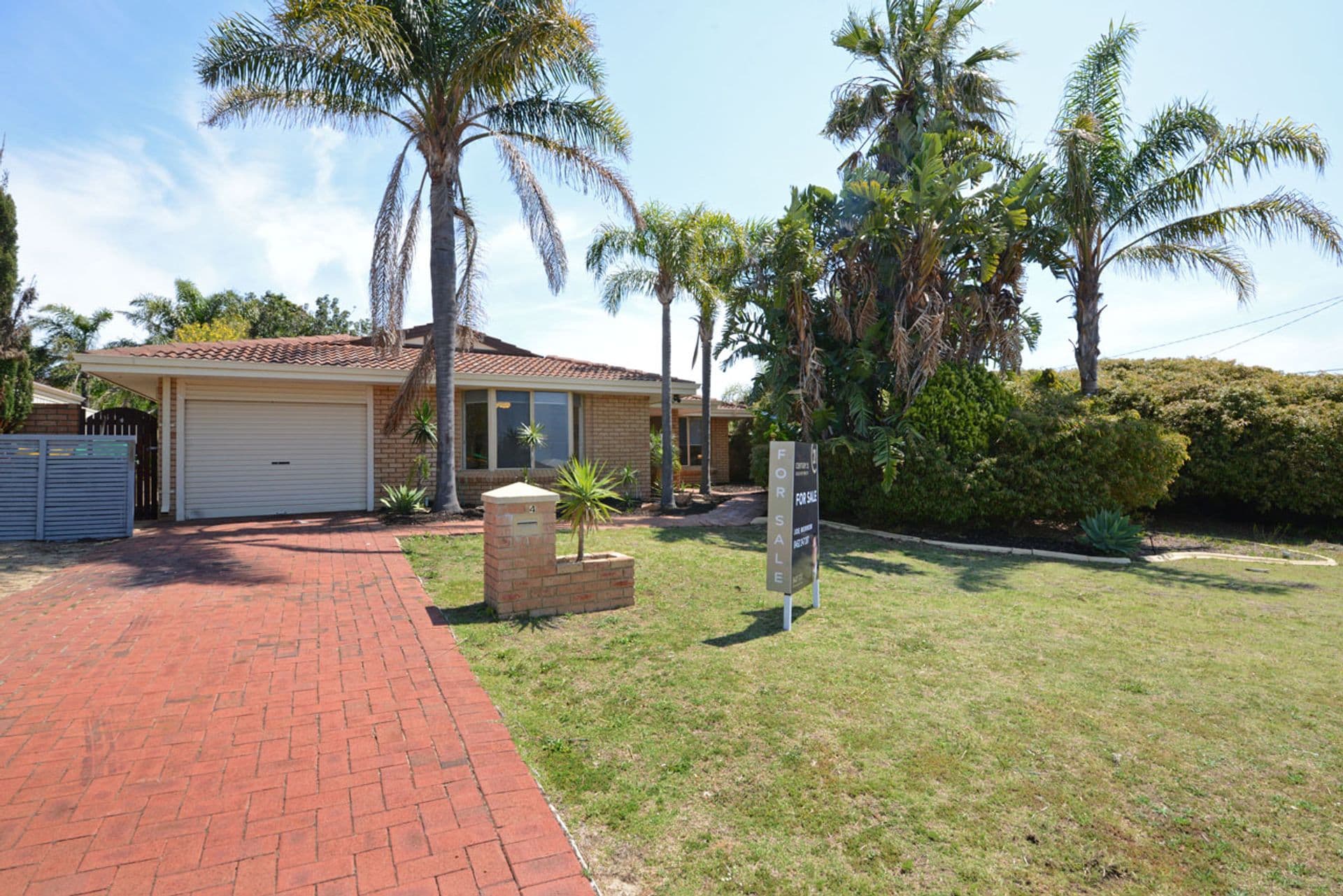 4 Millbrook Grove, Beldon, WA, 6027, Beldon - Thumbnail 2